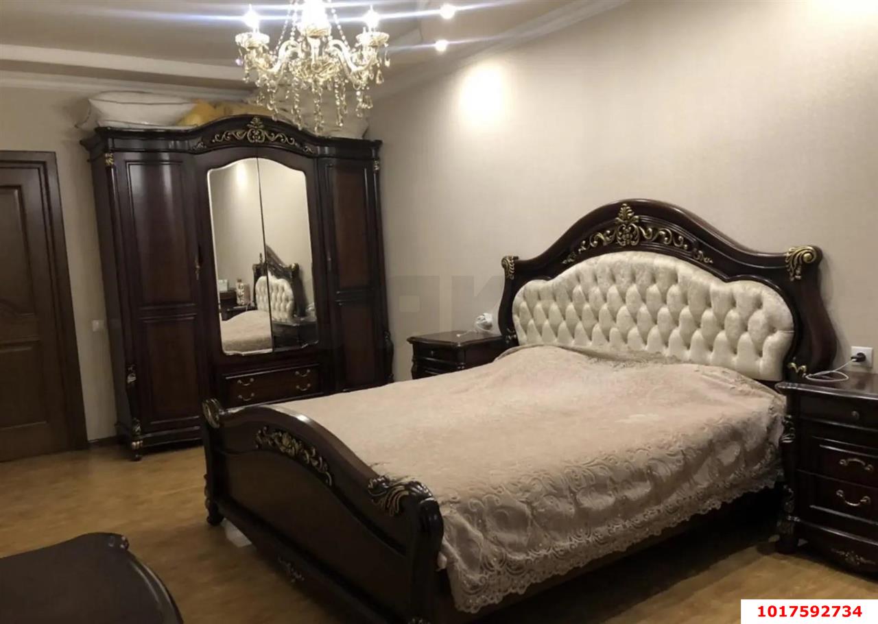 Фото №3: 2-комнатная квартира <span class="whitespace-nowrap">70 м²</span>, <span class="whitespace-nowrap">3/19 эт.</span> - Краснодар, Прикубанский внутригородской округ, мкр. Краевая Клиническая Больница, ул. Домбайская, 12
