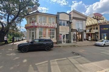 Фото №1: Торговое помещение <span class="whitespace-nowrap">144 м²</span>, <span class="whitespace-nowrap">2/2 эт.</span> - Краснодар, мкр. Дубинка, ул. Ставропольская, 65