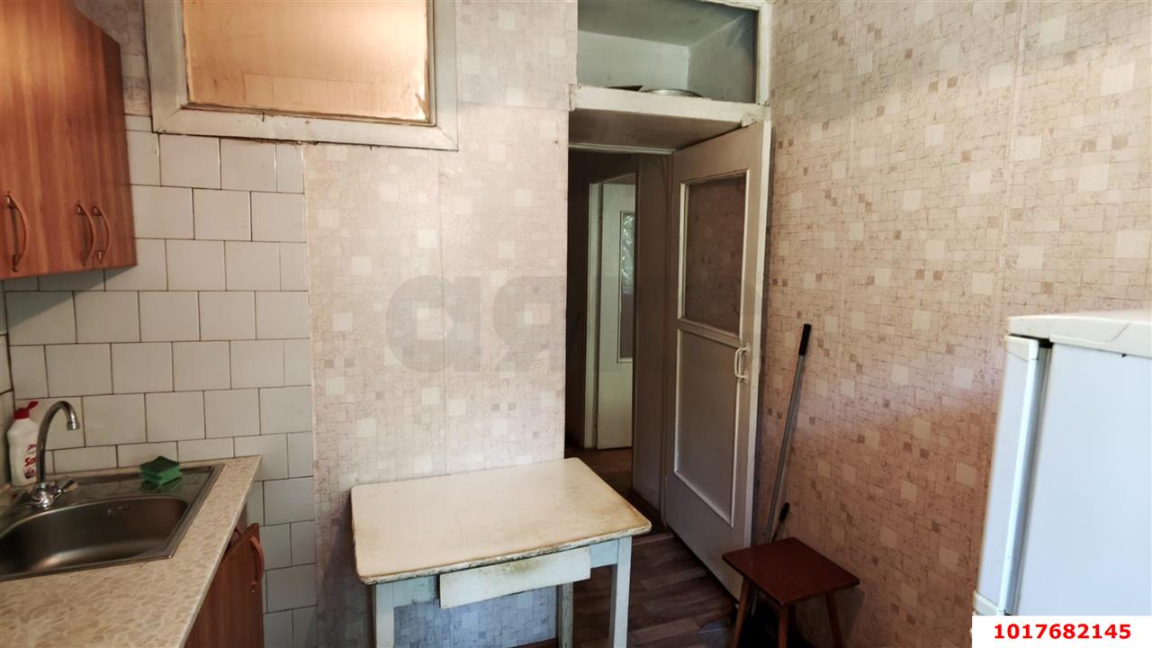 Фото №3: 2-комнатная квартира <span class="whitespace-nowrap">44 м²</span>, <span class="whitespace-nowrap">2/5 эт.</span> - Краснодар, Прикубанский внутригородской округ, мкр. Славянский, ул. Славянская, 65