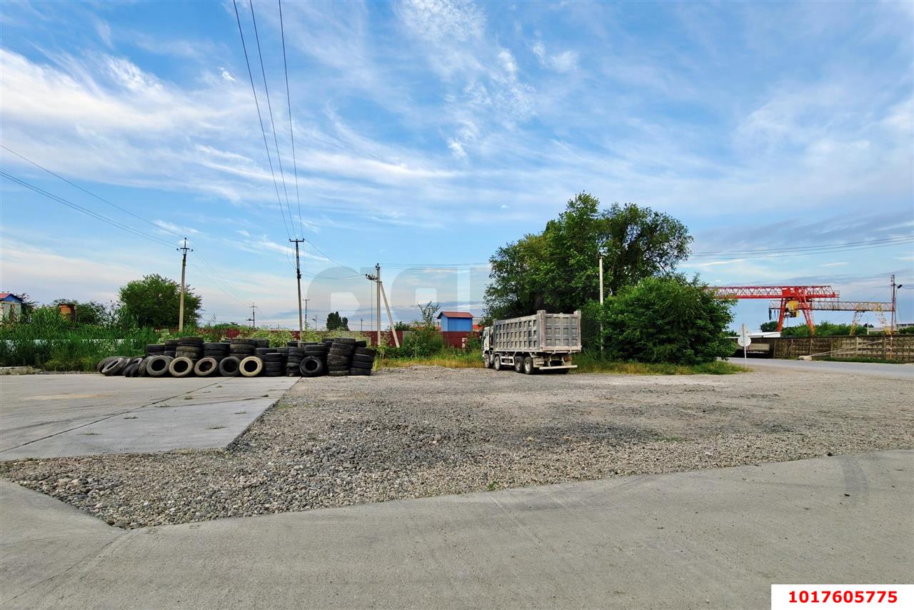 Фото №5: Коммерция <span class="whitespace-nowrap">200 м²</span>, <span class="whitespace-nowrap">1 эт.</span> - Новотитаровская, ул. Крайняя, 2