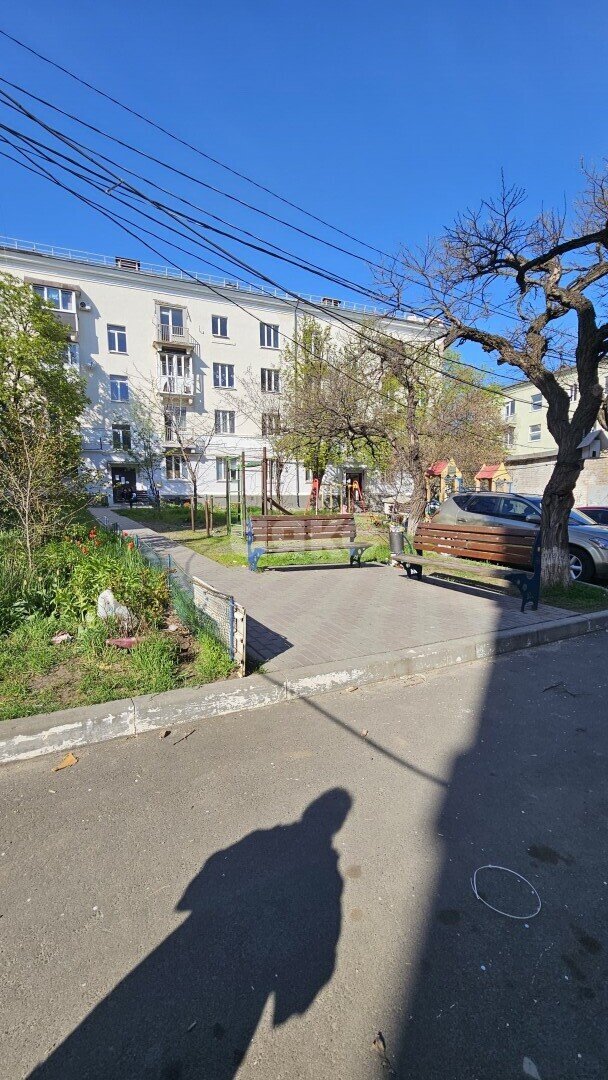 Фото №1: 2-комнатная квартира <span class="whitespace-nowrap">45 м²</span>, <span class="whitespace-nowrap">3/5 эт.</span> - Мариуполь, р. Жовтневый, ул. Георгиевская, 3