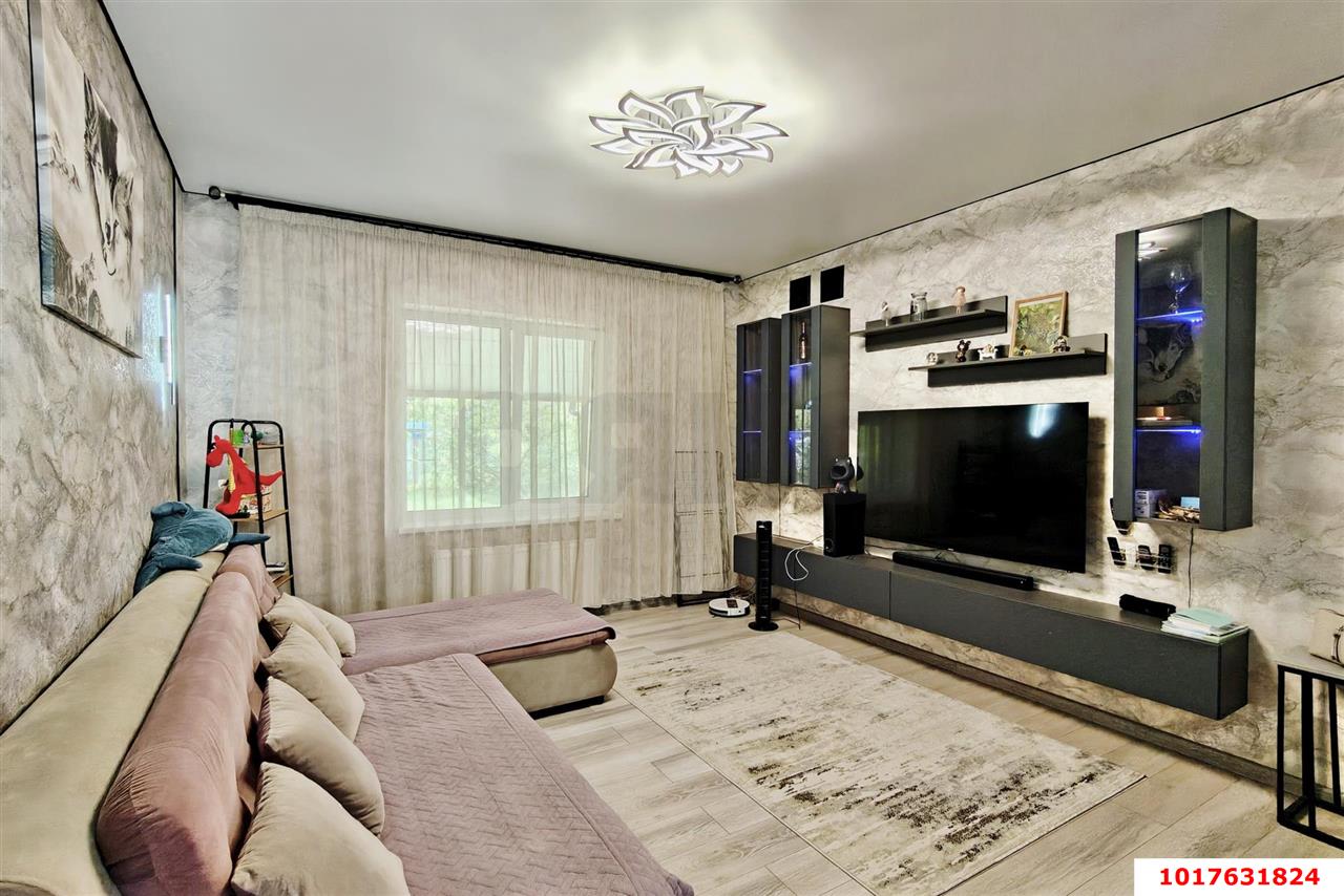 Фото №10: Дом <span class="whitespace-nowrap">200 м²</span> <span class="whitespace-nowrap">+ 6 сот.</span>, <span class="whitespace-nowrap">2 эт.</span> - Афипский, ул. Комсомольская, 20