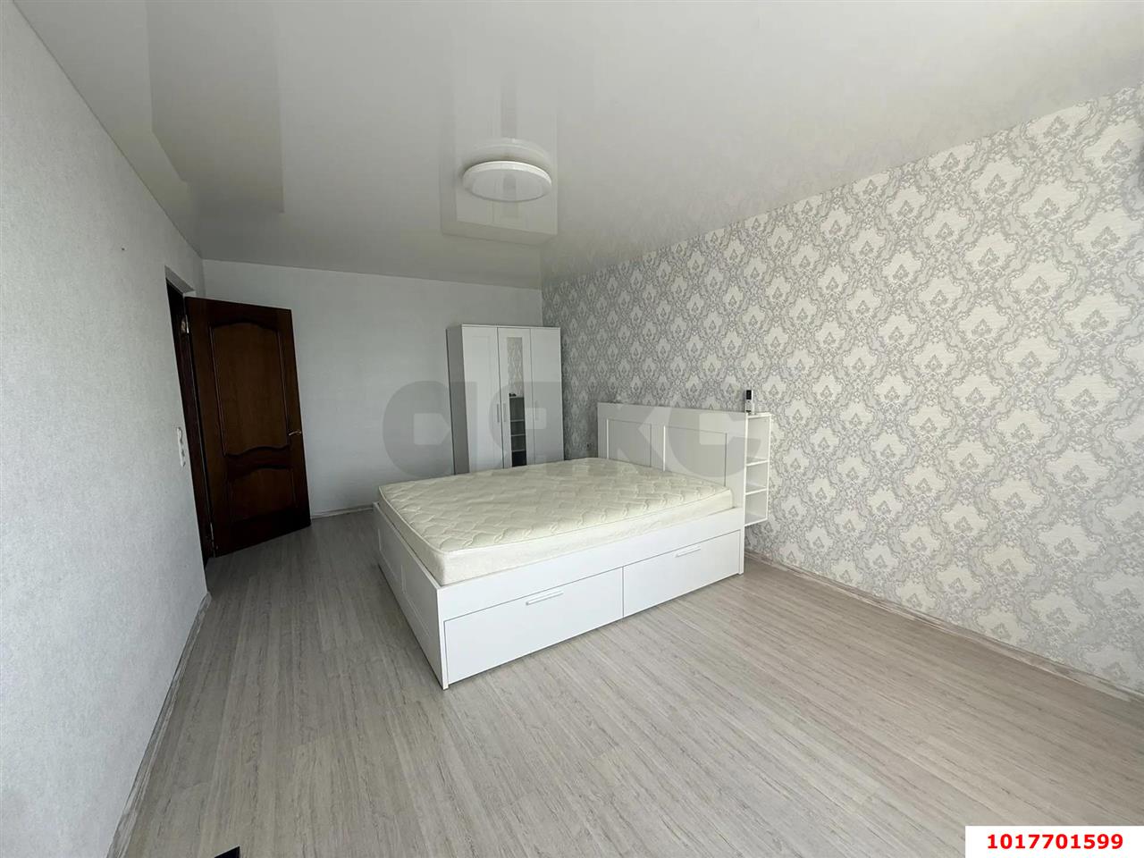 Фото №3: 2-комнатная квартира <span class="whitespace-nowrap">65 м²</span>, <span class="whitespace-nowrap">15/16 эт.</span> - Краснодар, Западный внутригородской округ, мкр. Юбилейный, б-р Платановый, 2