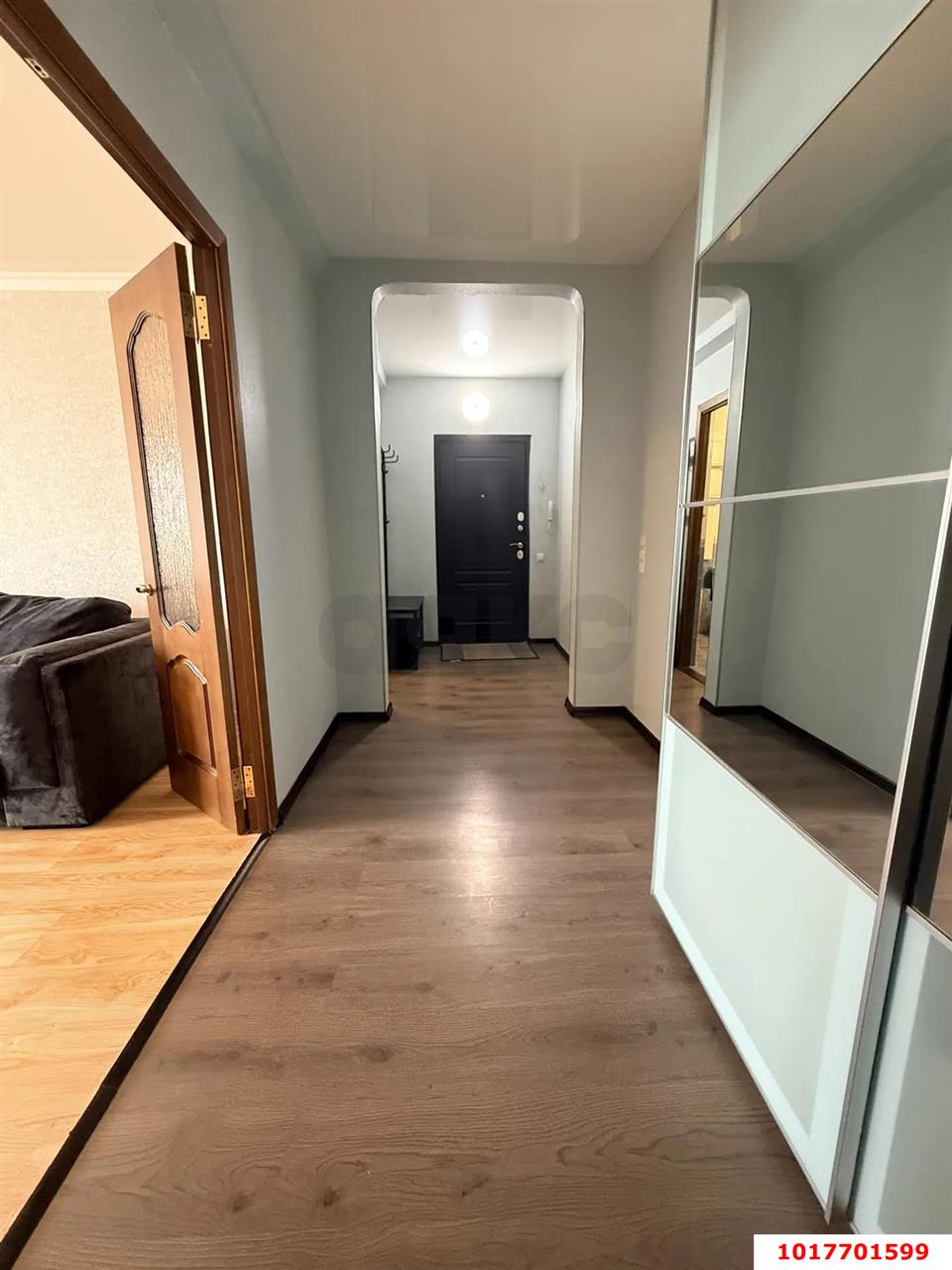 Фото №6: 2-комнатная квартира <span class="whitespace-nowrap">65 м²</span>, <span class="whitespace-nowrap">15/16 эт.</span> - Краснодар, Западный внутригородской округ, мкр. Юбилейный, б-р Платановый, 2