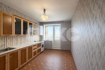 Фото №1: 1-комнатная квартира <span class="whitespace-nowrap">45 м²</span>, <span class="whitespace-nowrap">9/14 эт.</span> - Волгоград, п. Ангарский, ул. Маршала Рыбалко, 16