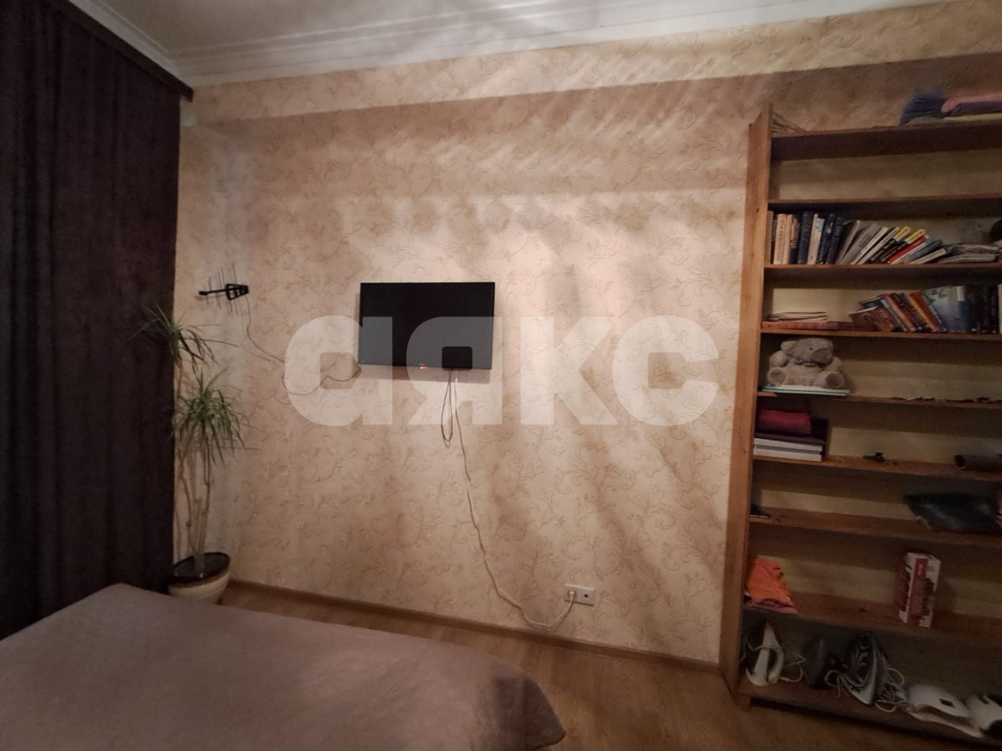 Фото №5: 2-комнатная квартира <span class="whitespace-nowrap">54 м²</span>, <span class="whitespace-nowrap">2/4 эт.</span> - Волгоград, р. Тракторозаводский, ул. Борьбы, 17