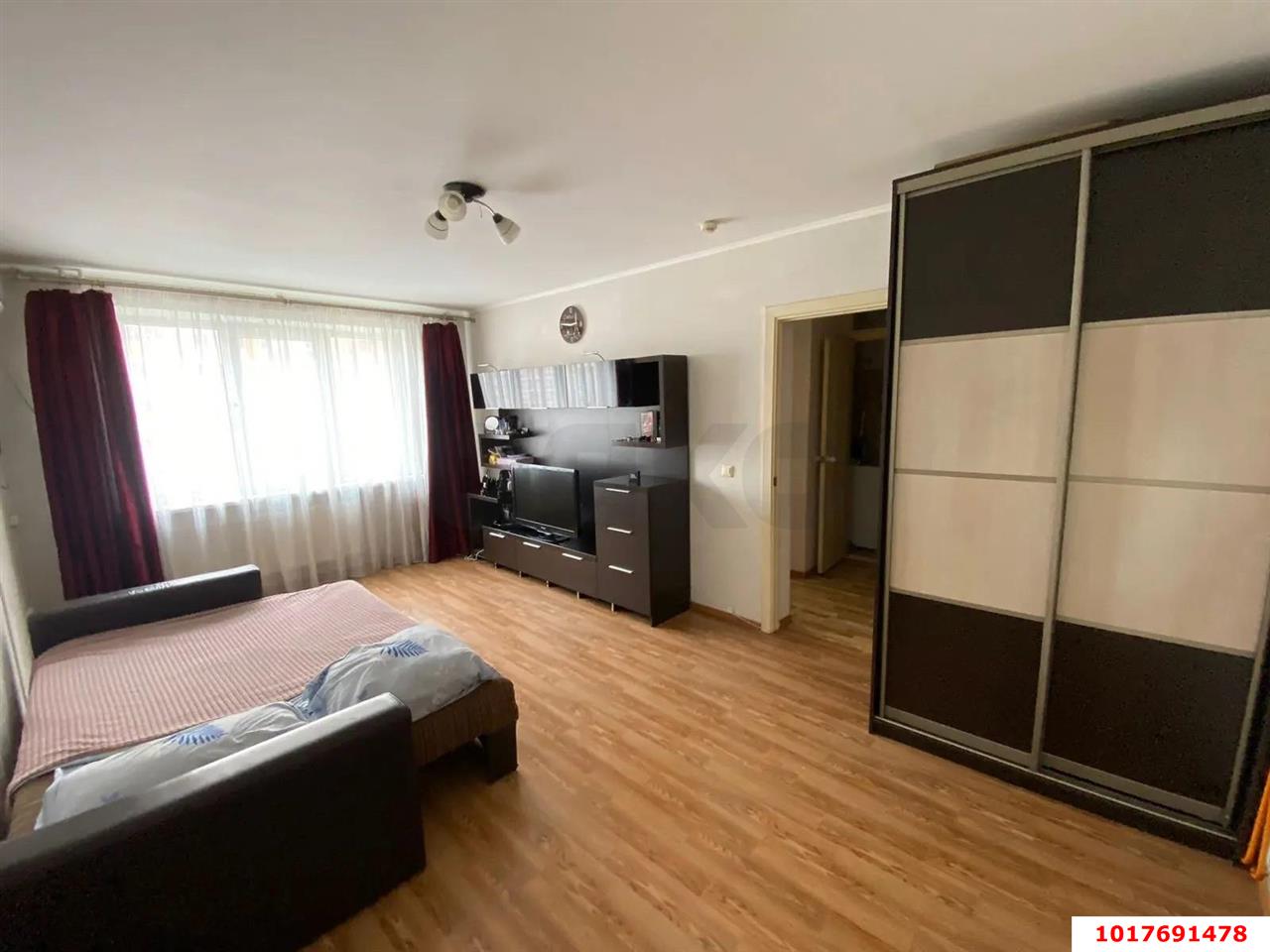 Фото №4: 1-комнатная квартира <span class="whitespace-nowrap">41 м²</span>, <span class="whitespace-nowrap">10/16 эт.</span> - Краснодар, Прикубанский внутригородской округ, мкр. Репино, пр-д Репина, 20