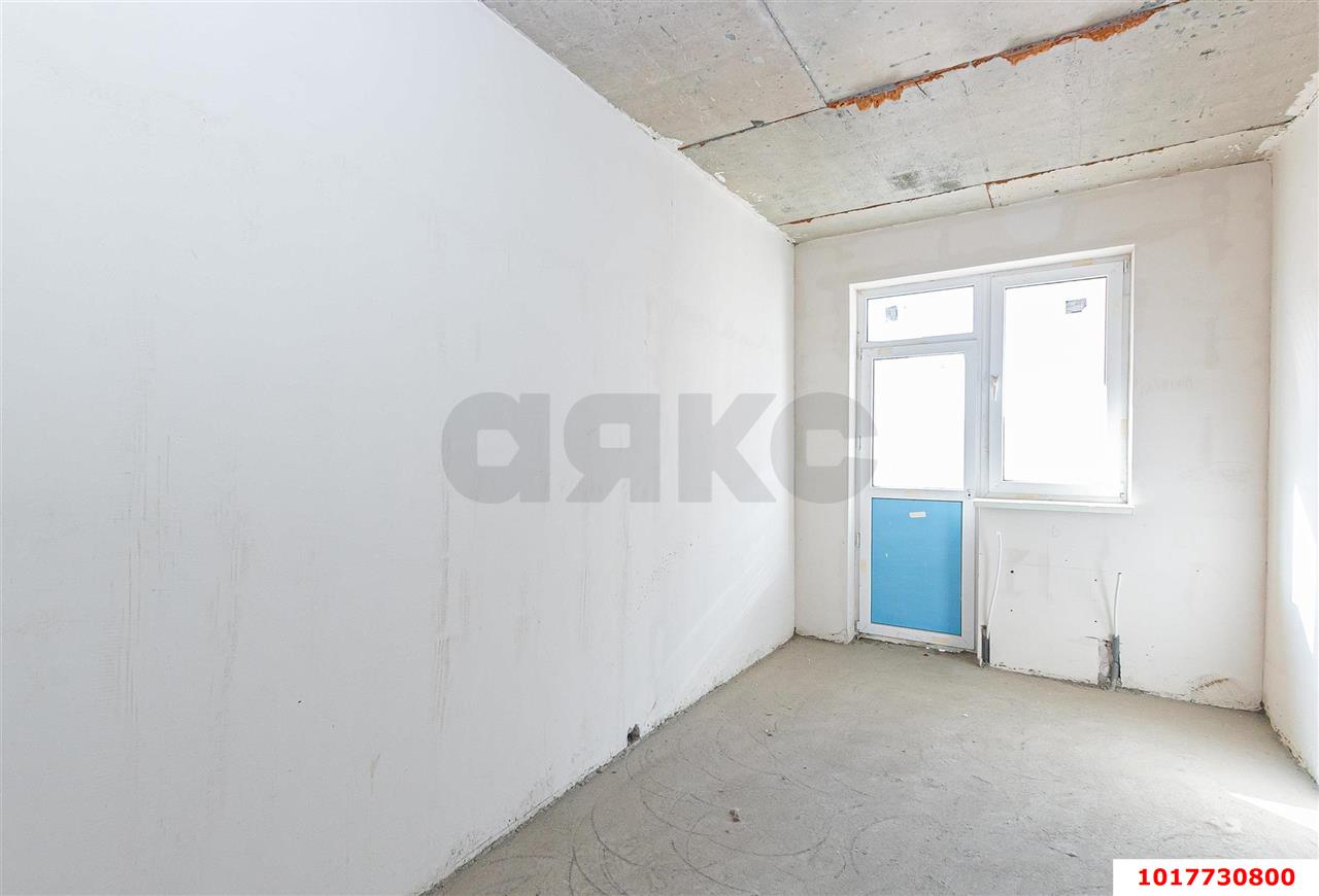 Фото №5: 1-комнатная квартира <span class="whitespace-nowrap">38 м²</span>, <span class="whitespace-nowrap">9/10 эт.</span> - Краснодар, Прикубанский внутригородской округ, мкр. Музыкальный, ул. имени Сергея Есенина, 127/2