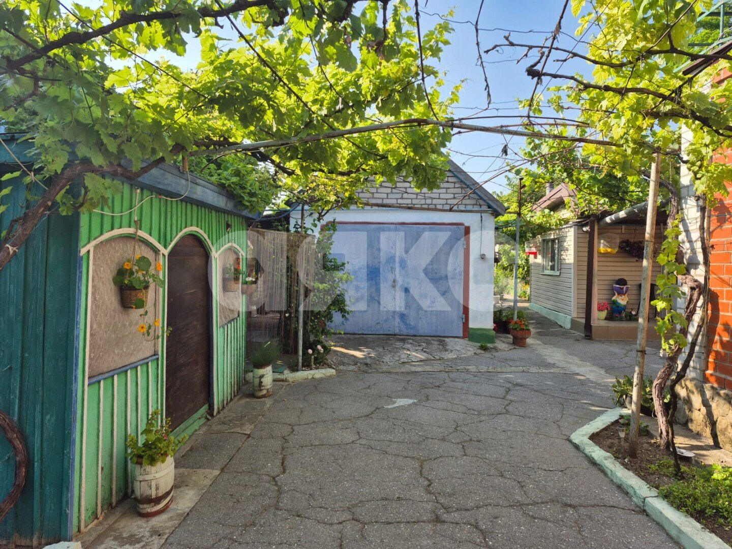 Фото №28: Дом <span class="whitespace-nowrap">85 м²</span> <span class="whitespace-nowrap">+ 13.65 сот.</span>, <span class="whitespace-nowrap">2 эт.</span> - Анапа, мкр. Алексеевка, ул. Ленинградская