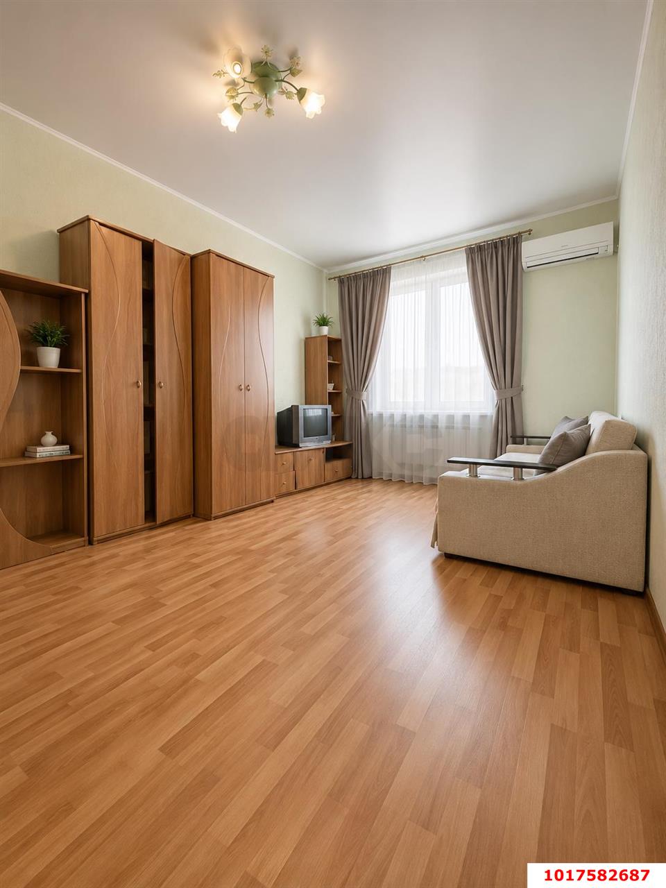 Фото №2: 1-комнатная квартира <span class="whitespace-nowrap">40 м²</span>, <span class="whitespace-nowrap">9/21 эт.</span> - Краснодар, Прикубанский внутригородской округ, Восточно-Кругликовский, мкр. ЖК Возрождение, ул. Героев-Разведчиков, 22