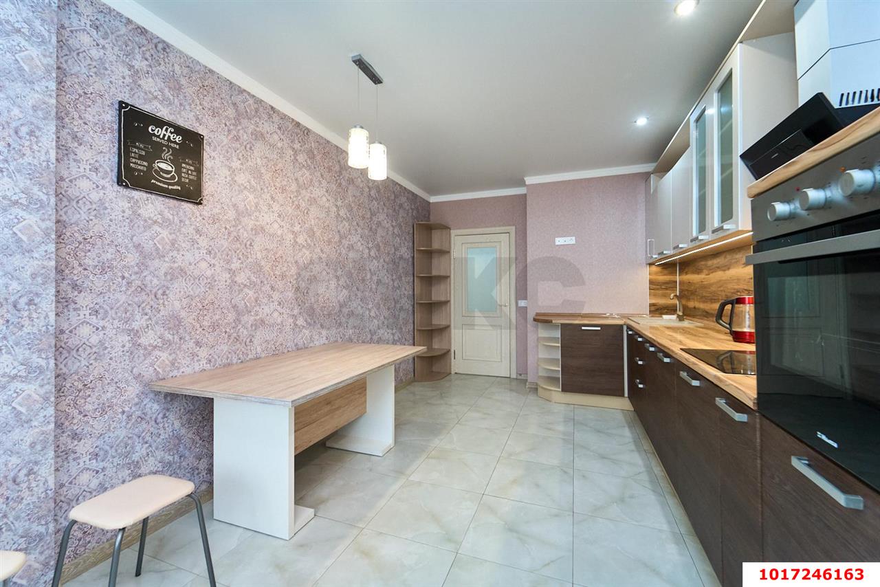 Фото №3: 2-комнатная квартира <span class="whitespace-nowrap">73 м²</span>, <span class="whitespace-nowrap">16/18 эт.</span> - Краснодар, Прикубанский внутригородской округ, Школьный, Круглик, жилой комплекс Ежи, мкр. Табачная Фабрика, ул. Табачная, 1/1к2