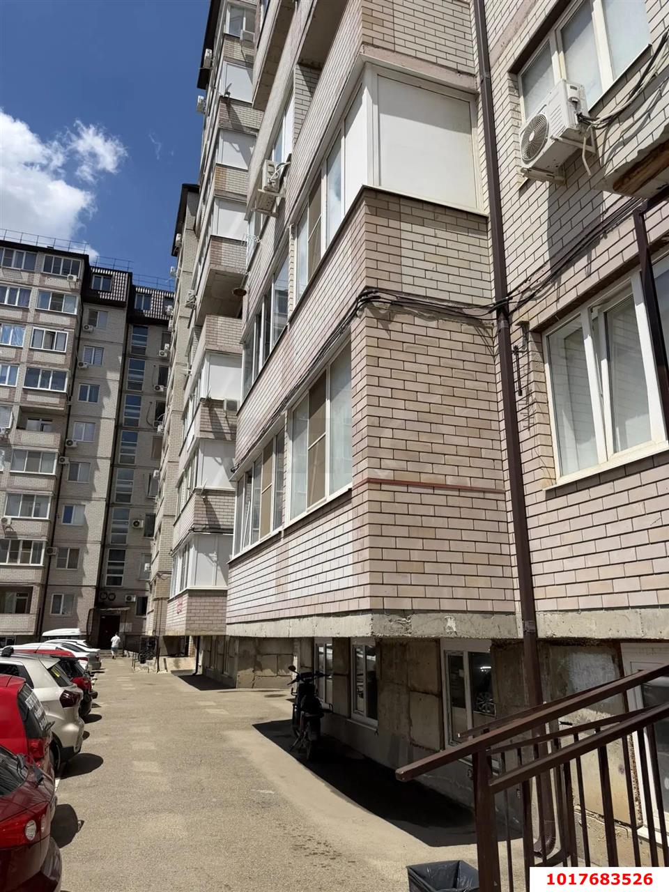 Фото №1: 2-комнатная квартира <span class="whitespace-nowrap">44 м²</span>, <span class="whitespace-nowrap">6/9 эт.</span> - Российский, Прикубанский внутригородской округ, мкр. ЖК Берёзки, ул. Ратной Славы, 24