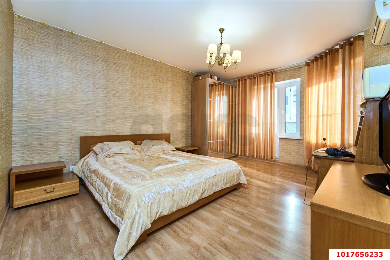Фото №1: 1-комнатная квартира <span class="whitespace-nowrap">42 м²</span>, <span class="whitespace-nowrap">17/24 эт.</span> - Краснодар, Западный внутригородской округ, Фестивальный, мкр. ЖК Аврора, ул. Гаражная, 67