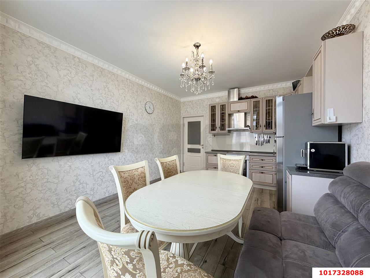 Фото №10: 3-комнатная квартира <span class="whitespace-nowrap">84 м²</span>, <span class="whitespace-nowrap">14/18 эт.</span> - Краснодар, Прикубанский внутригородской округ, Фестивальный, ЖК Екатеринодар, мкр. Солнечный, ул. Архитектора Петина, 18/1