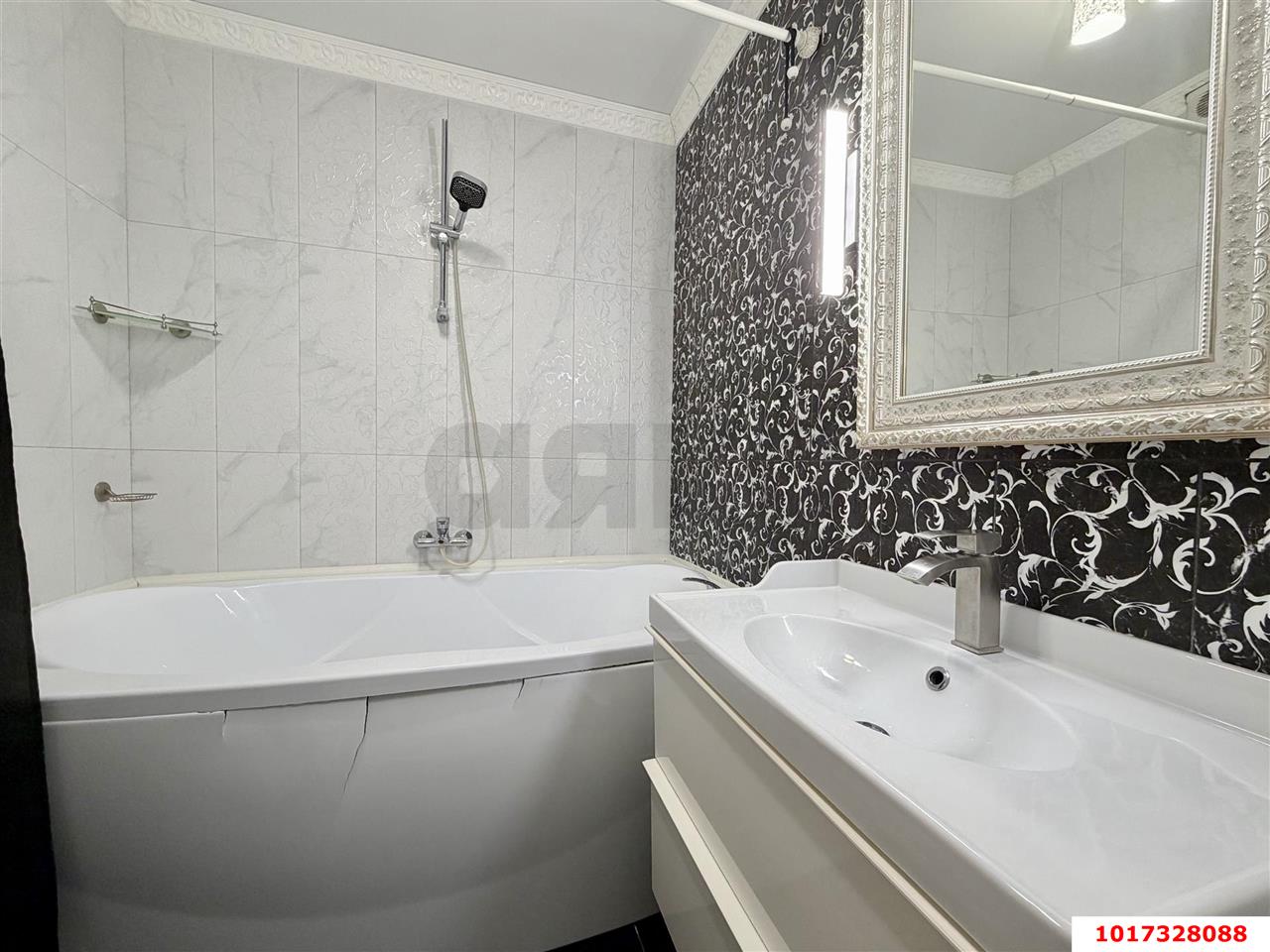 Фото №14: 3-комнатная квартира <span class="whitespace-nowrap">84 м²</span>, <span class="whitespace-nowrap">14/18 эт.</span> - Краснодар, Прикубанский внутригородской округ, Фестивальный, ЖК Екатеринодар, мкр. Солнечный, ул. Архитектора Петина, 18/1