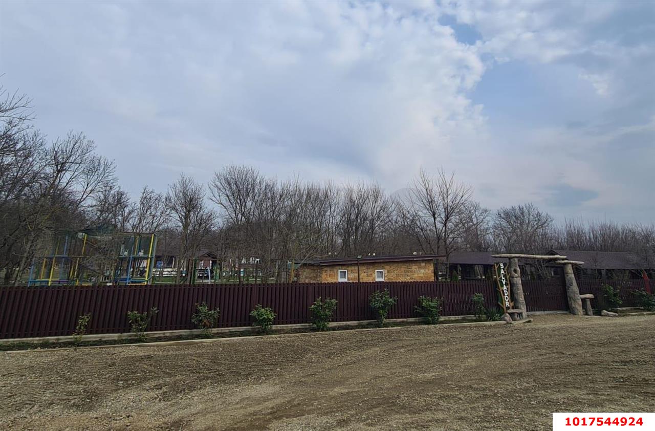 Фото №5: Дом <span class="whitespace-nowrap">82 м²</span> <span class="whitespace-nowrap">+ 4.4 сот.</span>, <span class="whitespace-nowrap">1 эт.</span> - Первомаец, ул. Центральная, 377