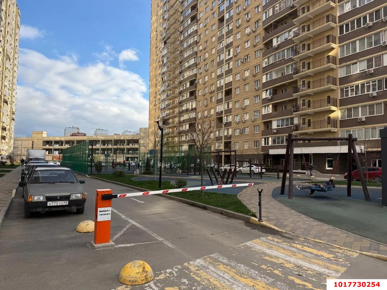 Фото №3: 1-комнатная квартира <span class="whitespace-nowrap">33 м²</span>, <span class="whitespace-nowrap">16/24 эт.</span> - Краснодар, Прикубанский внутригородской округ, ЖК Лучший, мкр. имени Петра Метальникова, ул. Петра Метальникова, 38