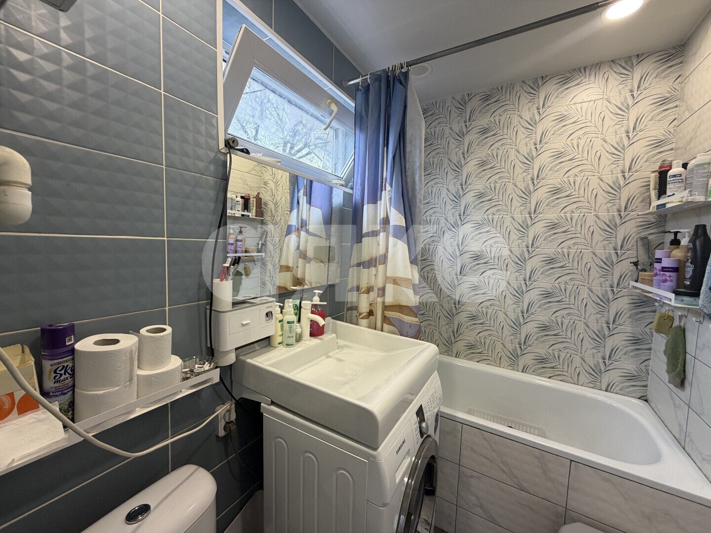 Фото №5: 2-комнатная квартира <span class="whitespace-nowrap">37 м²</span>, <span class="whitespace-nowrap">1/1 эт.</span> - Кореновск, ул. Коммунистическая, 11