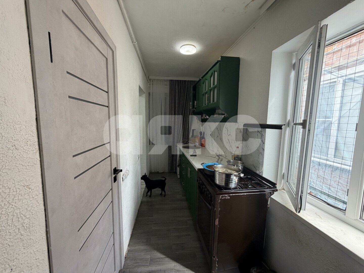 Фото №7: 2-комнатная квартира <span class="whitespace-nowrap">37 м²</span>, <span class="whitespace-nowrap">1/1 эт.</span> - Кореновск, ул. Коммунистическая, 11