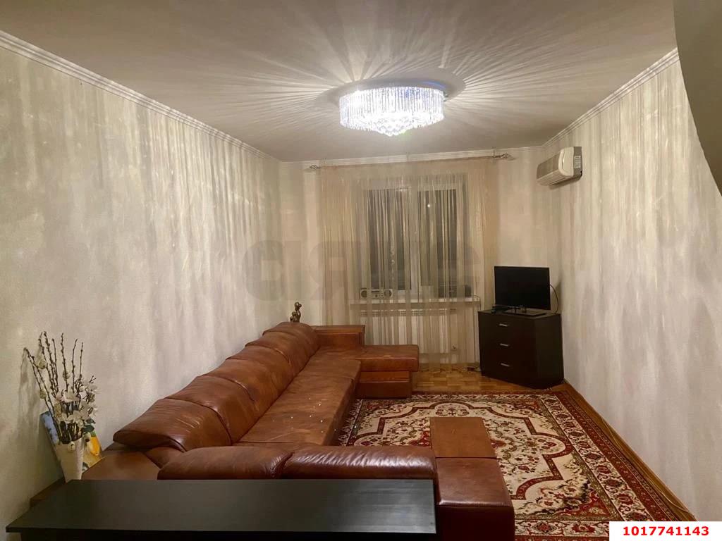 Фото №2: 4-комнатная квартира <span class="whitespace-nowrap">120 м²</span>, <span class="whitespace-nowrap">2/9 эт.</span> - Краснодар, Карасунский внутригородской округ, мкр. Черёмушки, ул. Старокубанская, 129