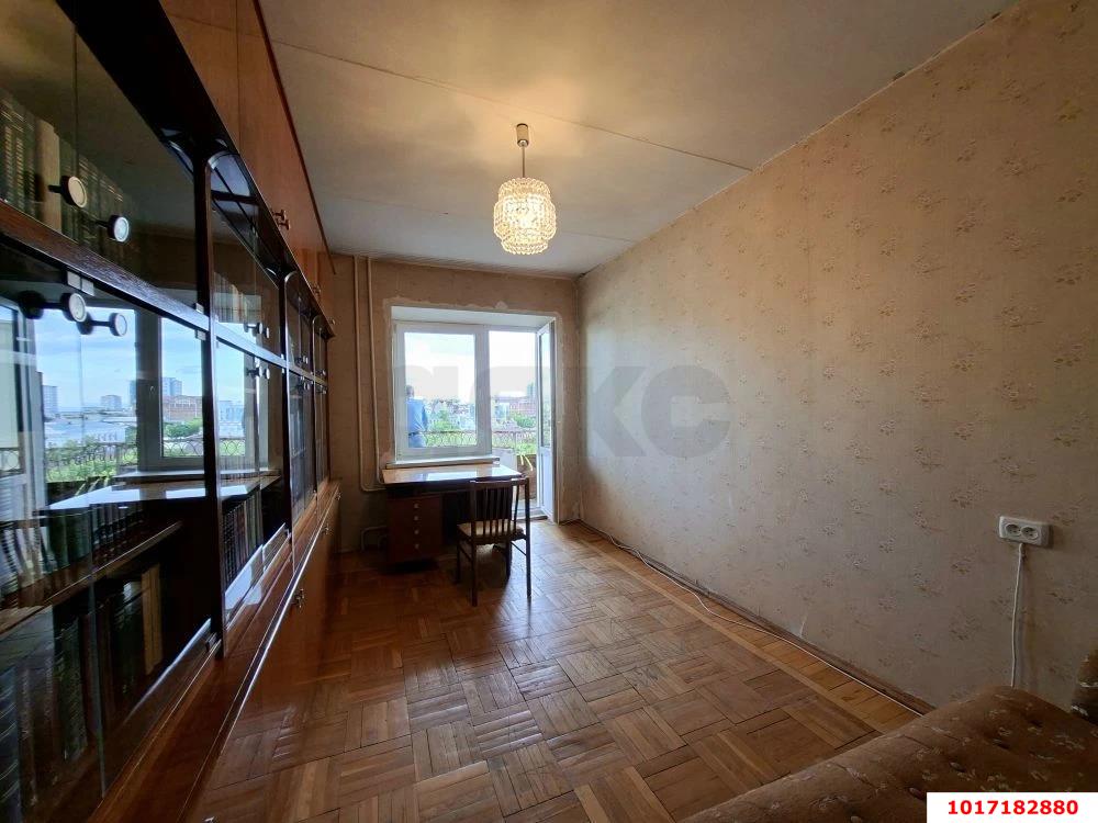 Фото №2: 3-комнатная квартира <span class="whitespace-nowrap">80 м²</span>, <span class="whitespace-nowrap">6/10 эт.</span> - Краснодар, Западный внутригородской округ, мкр. Центральный, ул. Рашпилевская, 32
