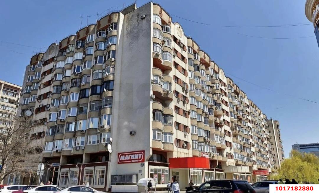 Фото №1: 3-комнатная квартира <span class="whitespace-nowrap">80 м²</span>, <span class="whitespace-nowrap">6/10 эт.</span> - Краснодар, Западный внутригородской округ, мкр. Центральный, ул. Рашпилевская, 32