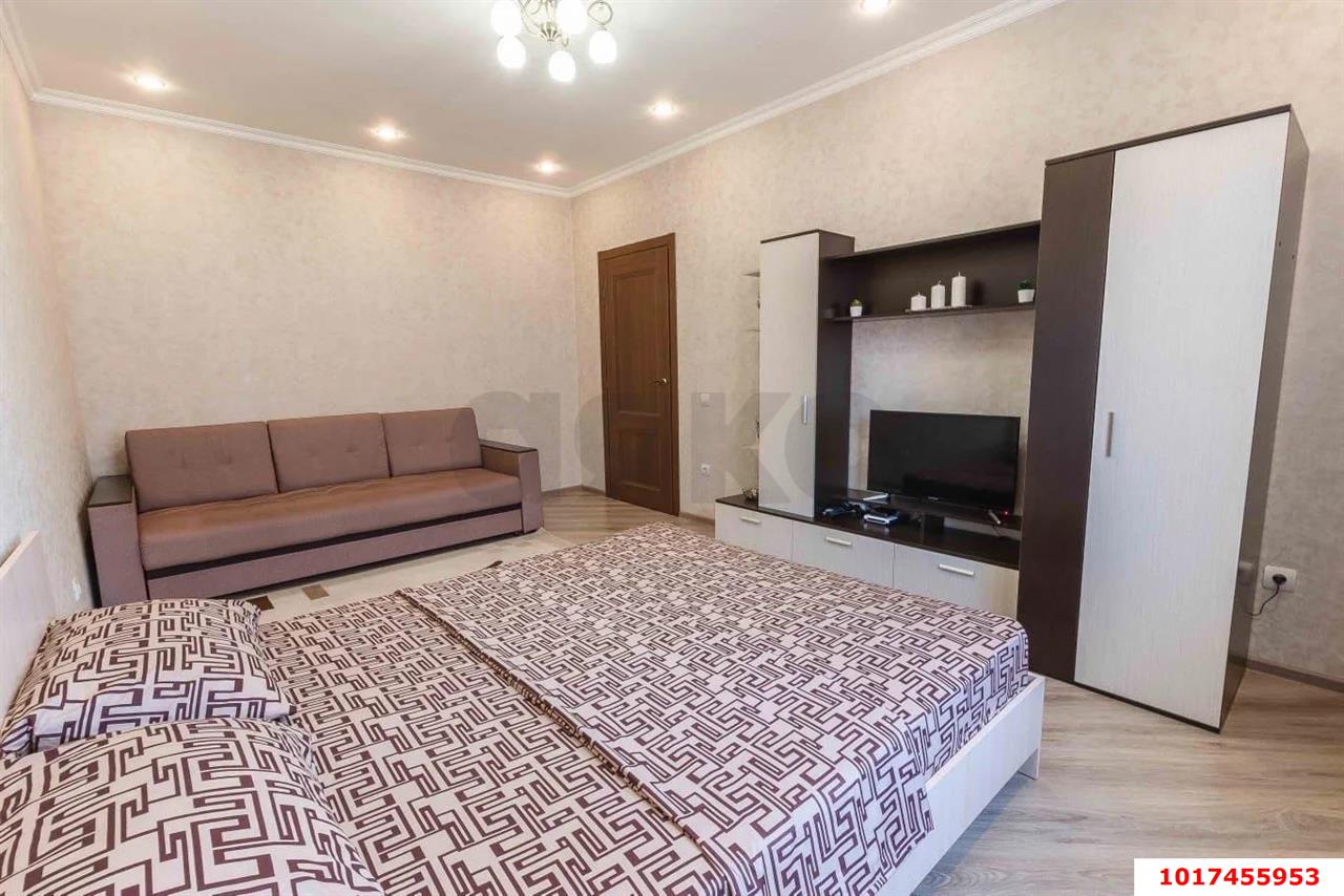 Фото №2: 1-комнатная квартира <span class="whitespace-nowrap">41 м²</span>, <span class="whitespace-nowrap">5/16 эт.</span> - Краснодар, Прикубанский внутригородской округ, Панорама, мкр. ЖК Севастопольский, ул. имени Жлобы, 145