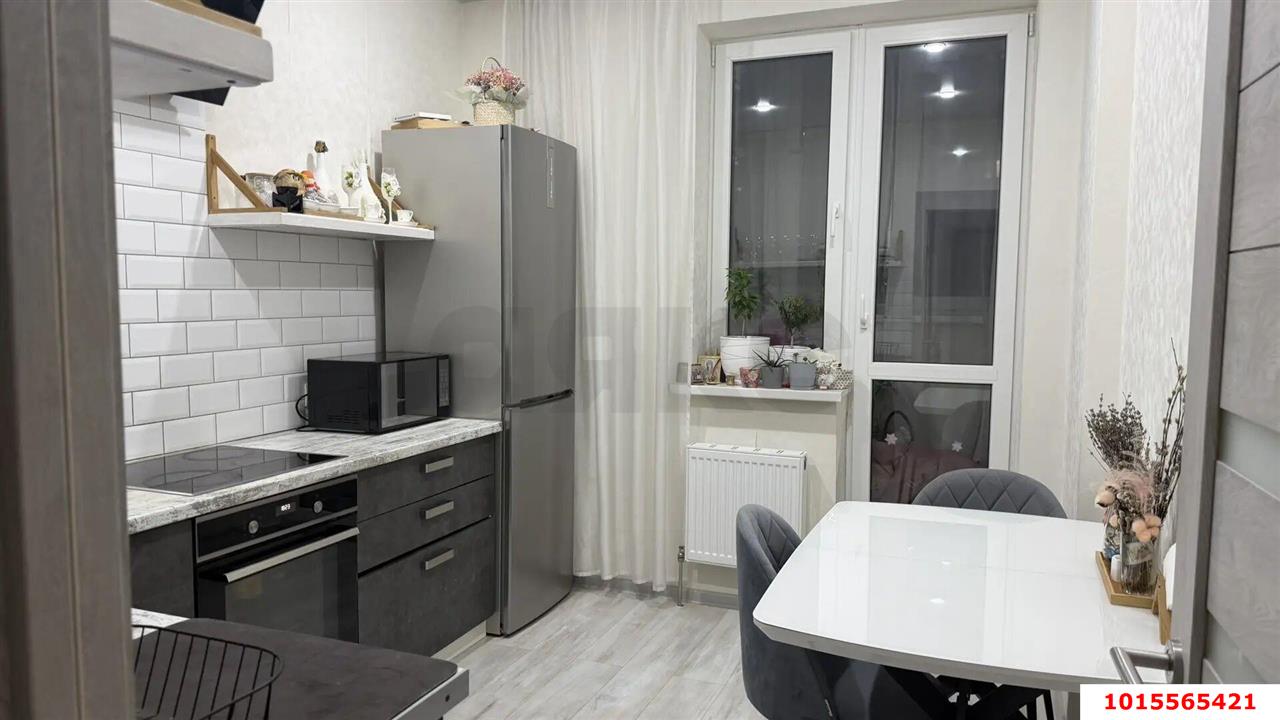 Фото №1: 1-комнатная квартира <span class="whitespace-nowrap">36 м²</span>, <span class="whitespace-nowrap">13/19 эт.</span> - Краснодар, Прикубанский внутригородской округ, имени Петра Метальникова, мкр. ЖК Победный, ул. Евгении Жигуленко, 13к2