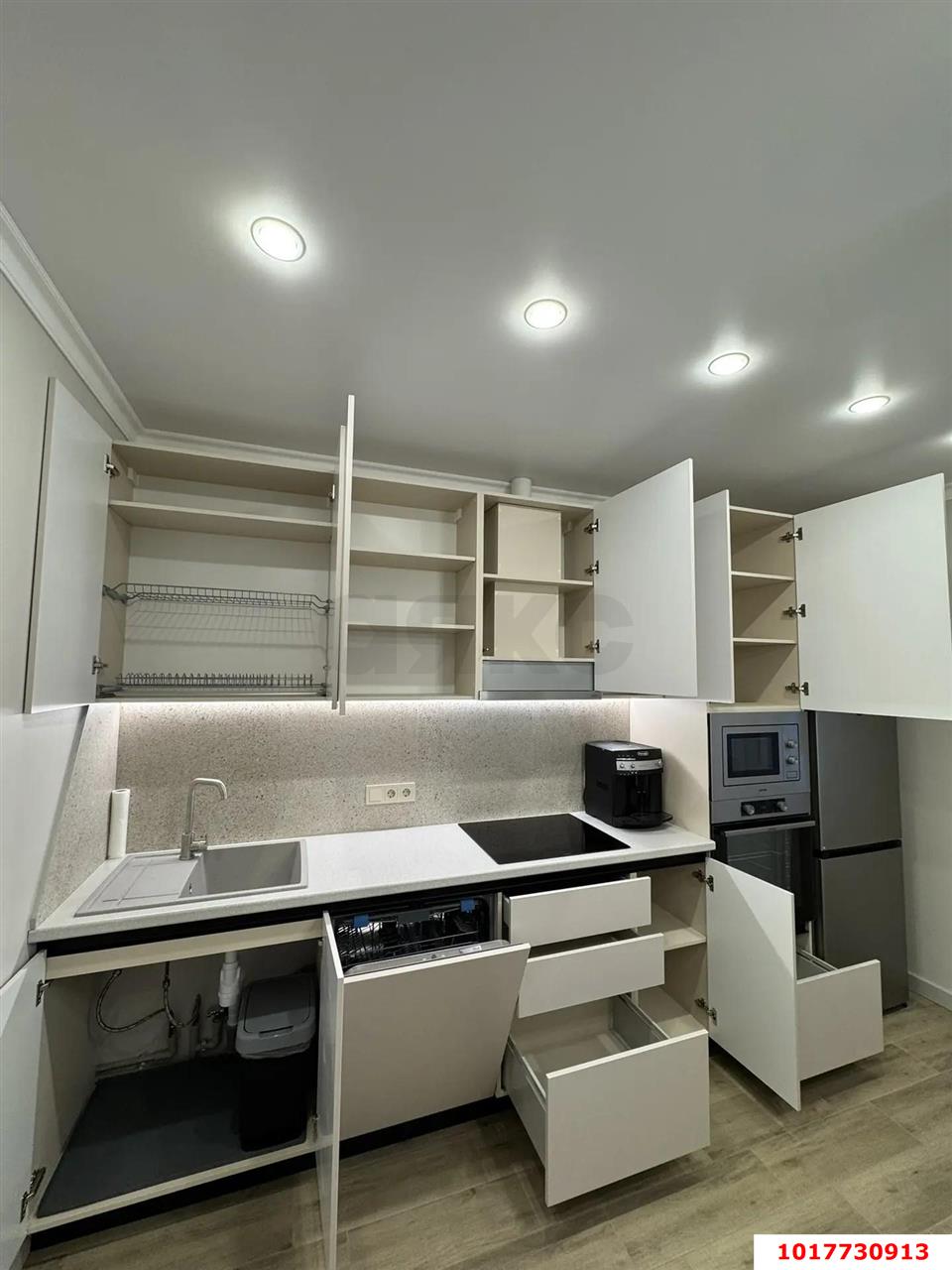 Фото №3: 1-комнатная квартира <span class="whitespace-nowrap">48 м²</span>, <span class="whitespace-nowrap">13/24 эт.</span> - Краснодар, Карасунский внутригородской округ, Хлопчато-бумажный Комбинат, мкр. жилой комплекс Элегант, ул. Сормовская, 1/6