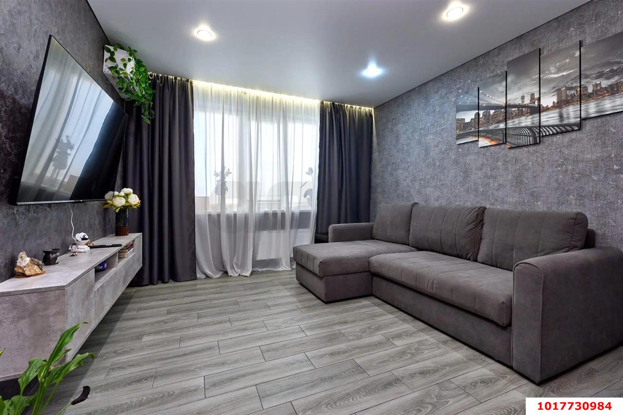 Фото №4: 1-комнатная квартира <span class="whitespace-nowrap">40 м²</span>, <span class="whitespace-nowrap">10/14 эт.</span> - Краснодар, Карасунский внутригородской округ, мкр. Гидростроителей, ул. Трудовой Славы, 1