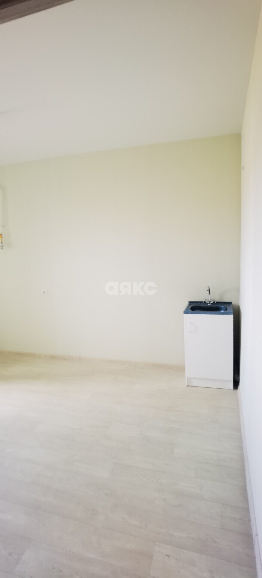 Фото №9: 1-комнатная квартира <span class="whitespace-nowrap">48 м²</span>, <span class="whitespace-nowrap">8/9 эт.</span> - Мариуполь, Левобережный, мкр. Восточный, пр-кт Маршала Жукова, 62А