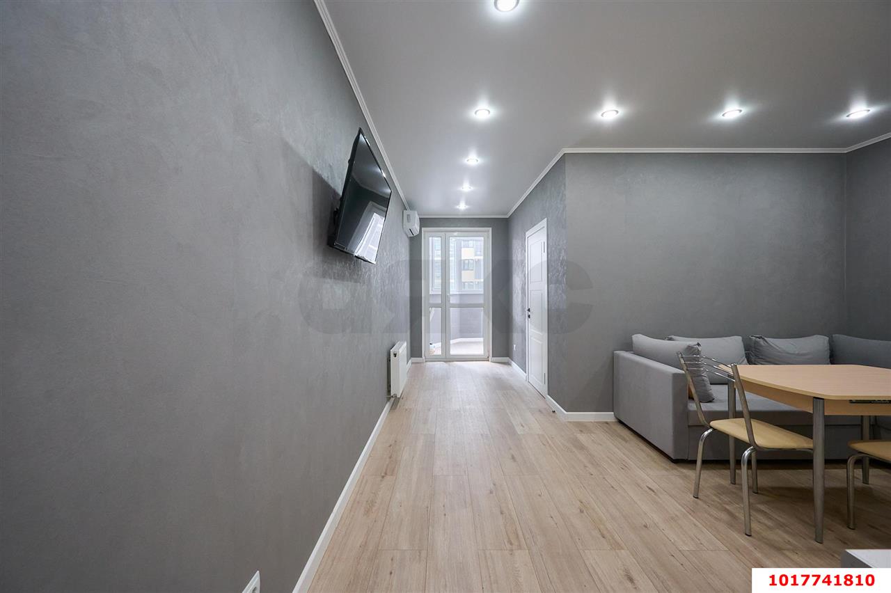 Фото №5: 2-комнатная квартира <span class="whitespace-nowrap">47 м²</span>, <span class="whitespace-nowrap">11/16 эт.</span> - Краснодар, Прикубанский внутригородской округ, Россинского, мкр. жилой комплекс Дружный-2, б-р Адмиралтейский, 3к1
