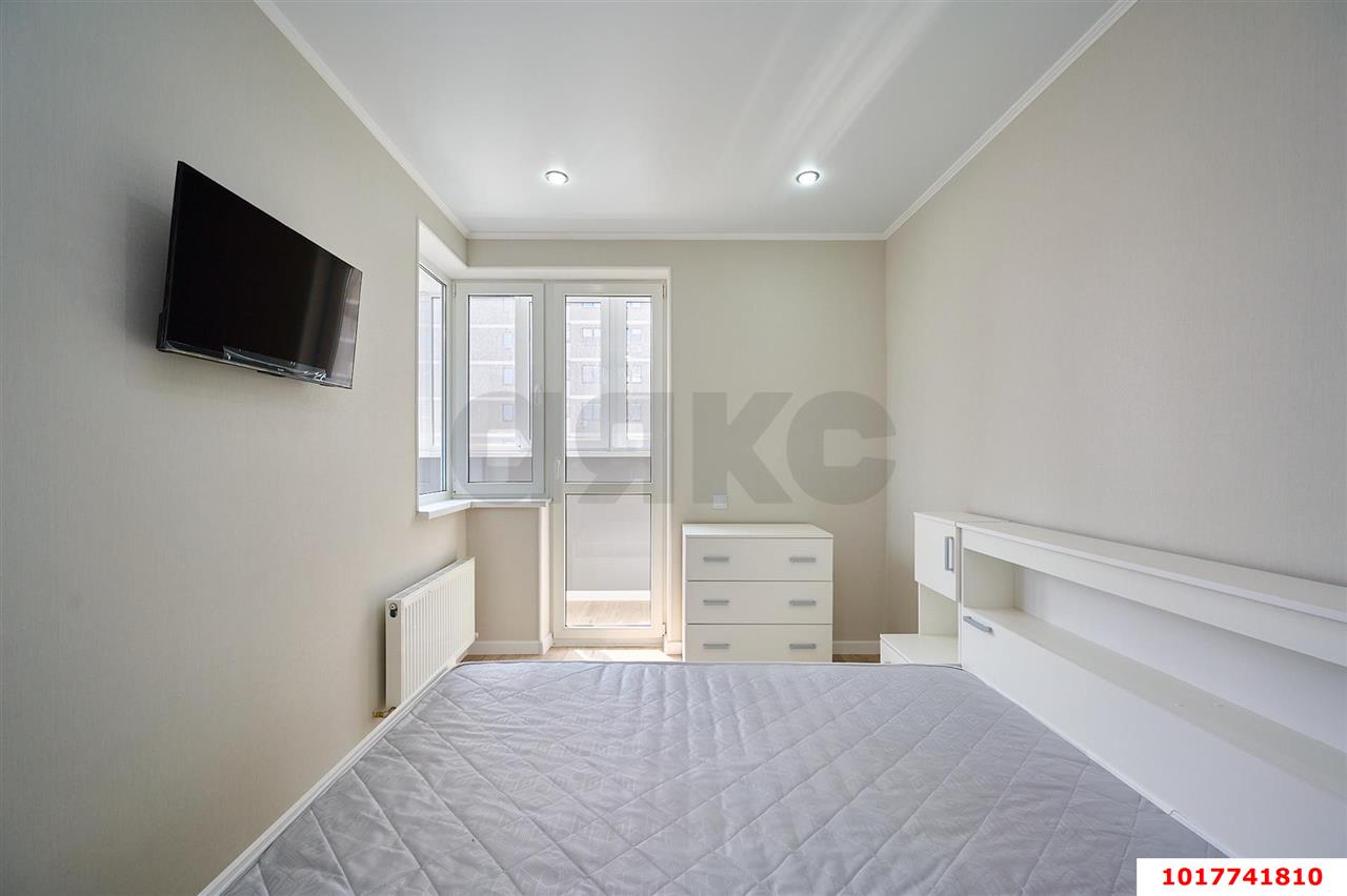 Фото №7: 2-комнатная квартира <span class="whitespace-nowrap">47 м²</span>, <span class="whitespace-nowrap">11/16 эт.</span> - Краснодар, Прикубанский внутригородской округ, Россинского, мкр. жилой комплекс Дружный-2, б-р Адмиралтейский, 3к1