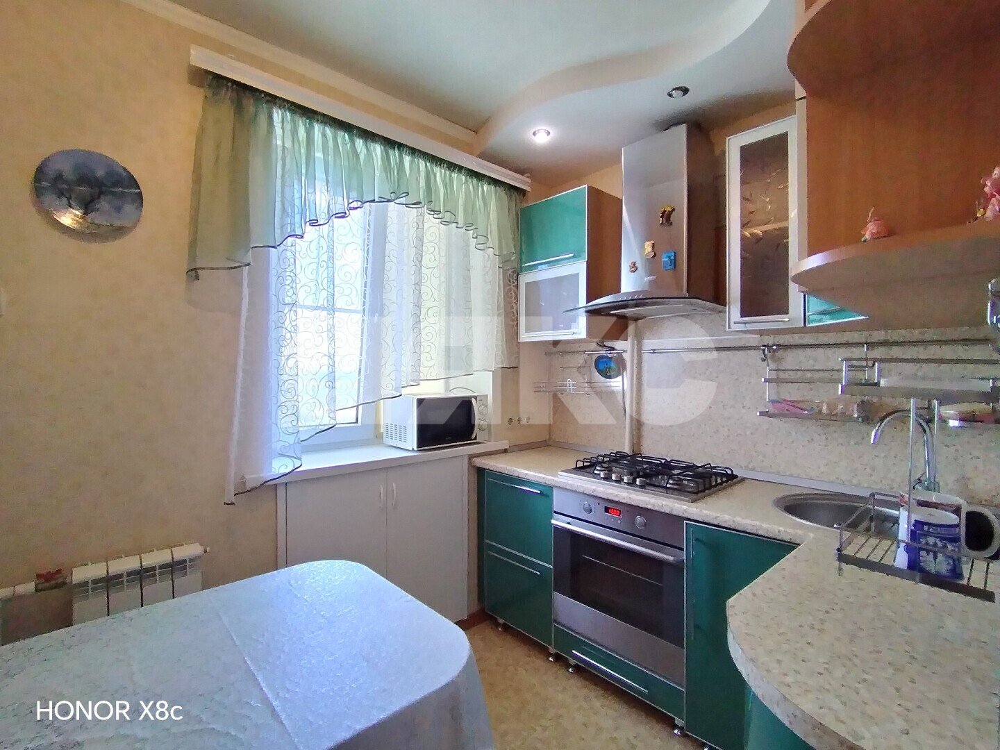 Фото №13: 2-комнатная квартира <span class="whitespace-nowrap">48 м²</span>, <span class="whitespace-nowrap">5/10 эт.</span> - Волгоград, Советский, мкр. 232-й, пр-кт Университетский, 94