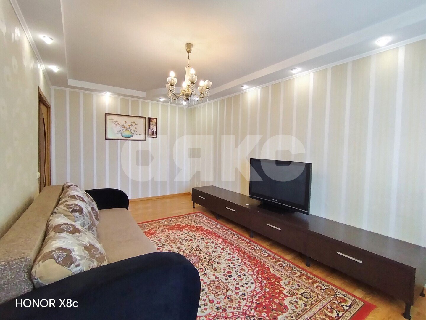 Фото №3: 2-комнатная квартира <span class="whitespace-nowrap">48 м²</span>, <span class="whitespace-nowrap">5/10 эт.</span> - Волгоград, Советский, мкр. 232-й, пр-кт Университетский, 94