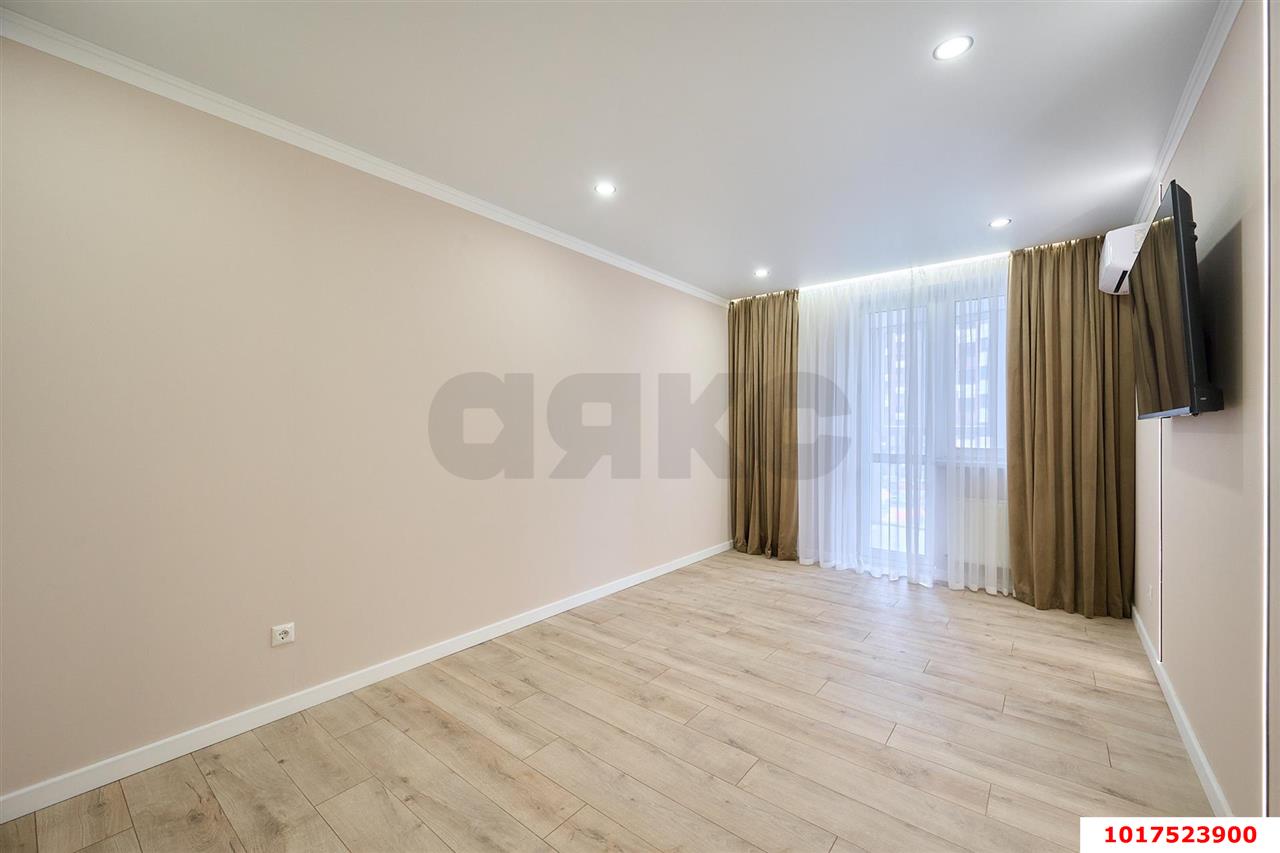 Фото №7: 2-комнатная квартира <span class="whitespace-nowrap">66 м²</span>, <span class="whitespace-nowrap">4/24 эт.</span> - Краснодар, Прикубанский внутригородской округ, имени Петра Метальникова, мкр. ЖК Времена Года 3, ул. Цезаря Куникова, 24к1