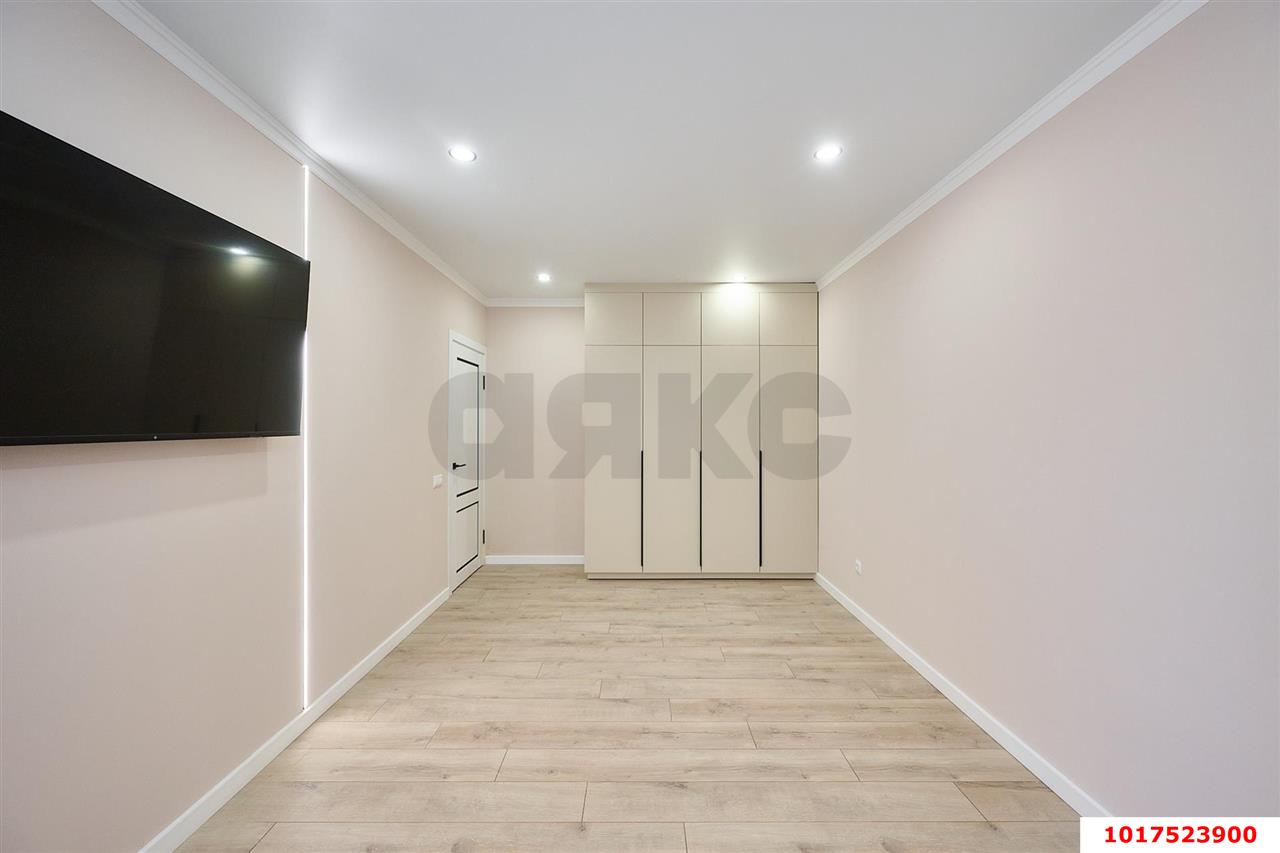 Фото №6: 2-комнатная квартира <span class="whitespace-nowrap">66 м²</span>, <span class="whitespace-nowrap">4/24 эт.</span> - Краснодар, Прикубанский внутригородской округ, имени Петра Метальникова, мкр. ЖК Времена Года 3, ул. Цезаря Куникова, 24к1