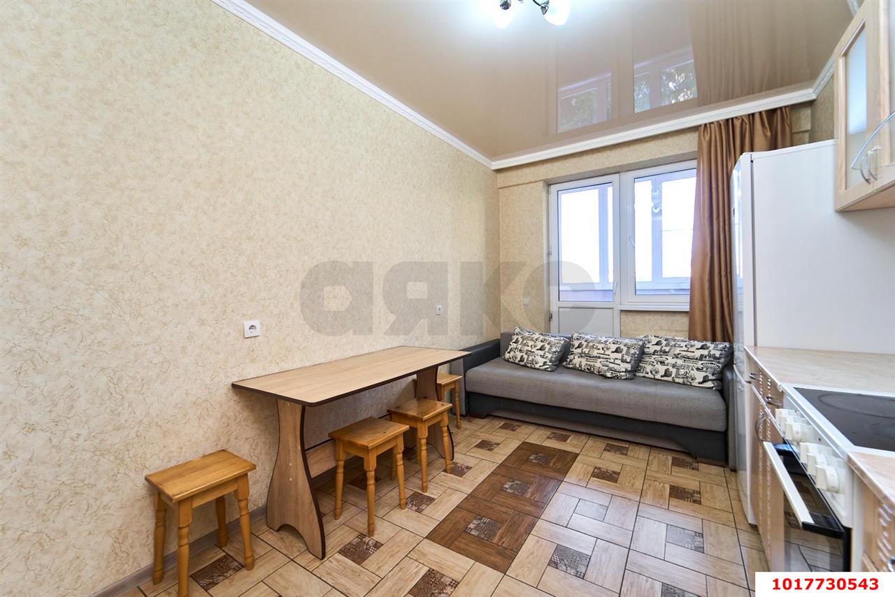 Фото №6: 1-комнатная квартира <span class="whitespace-nowrap">45 м²</span>, <span class="whitespace-nowrap">2/16 эт.</span> - Краснодар, Прикубанский внутригородской округ, жилой комплекс Времена Года-2, мкр. имени Петра Метальникова, ул. Петра Метальникова, 26