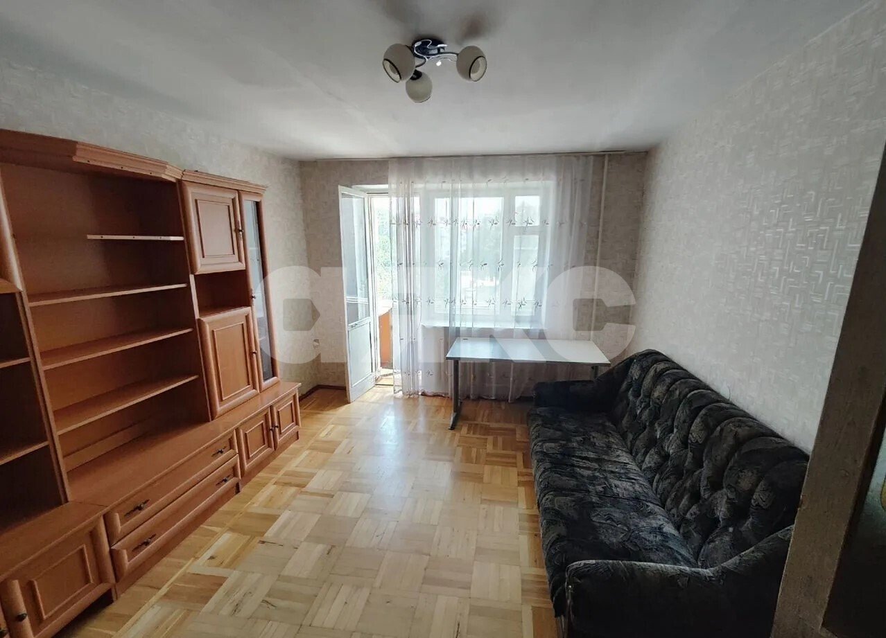 Фото №2: 2-комнатная квартира <span class="whitespace-nowrap">52 м²</span>, <span class="whitespace-nowrap">3/5 эт.</span> - Горячий Ключ, мкр. Администрация, ул. Революции, 3