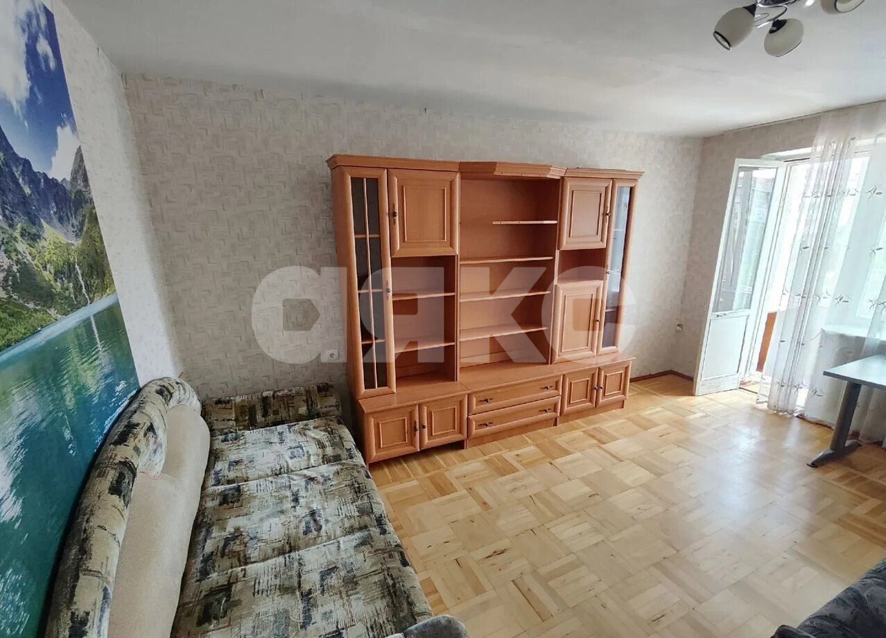 Фото №1: 2-комнатная квартира <span class="whitespace-nowrap">52 м²</span>, <span class="whitespace-nowrap">3/5 эт.</span> - Горячий Ключ, мкр. Администрация, ул. Революции, 3