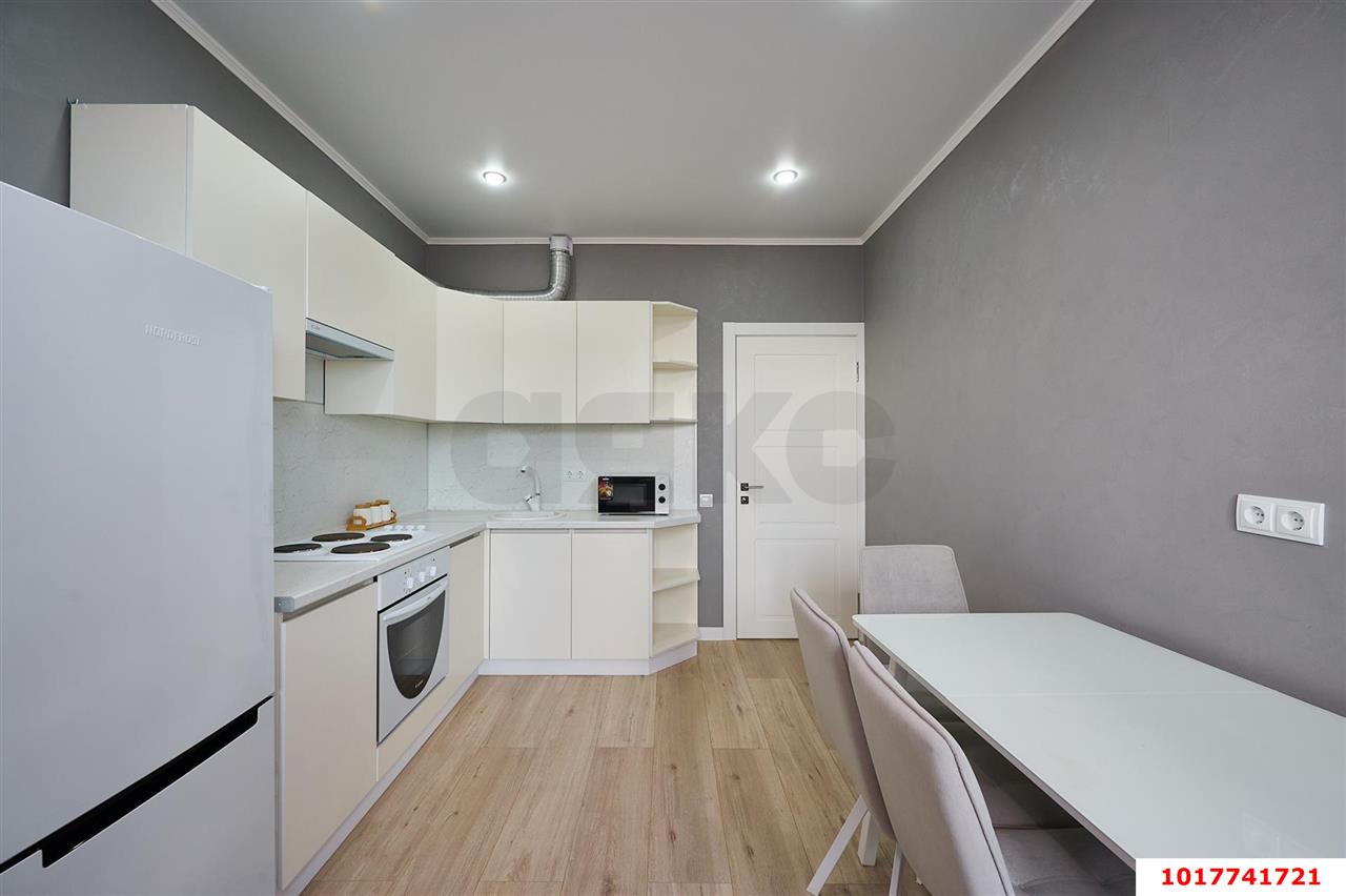 Фото №2: 2-комнатная квартира <span class="whitespace-nowrap">60 м²</span>, <span class="whitespace-nowrap">14/16 эт.</span> - Краснодар, Прикубанский внутригородской округ, Россинского, мкр. жилой комплекс Дружный, ул. Адмирала Серебрякова, 3к2