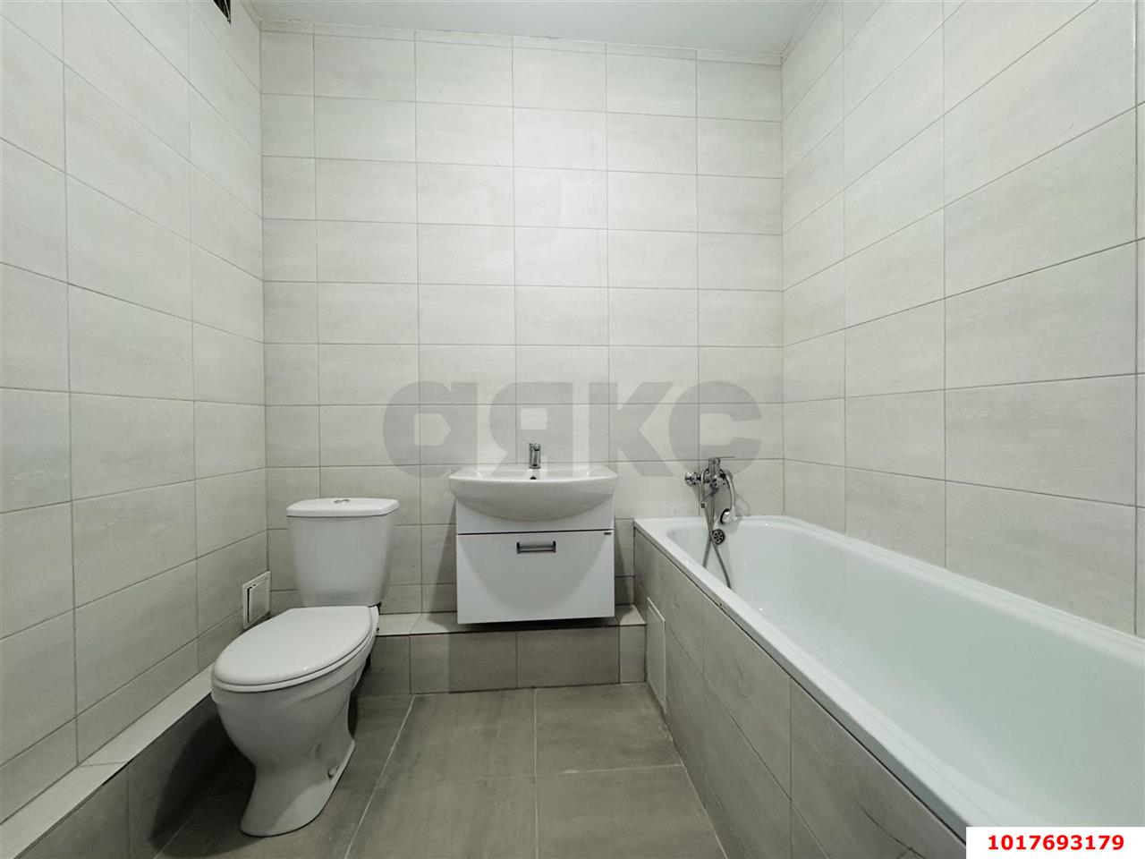 Фото №8: 1-комнатная квартира <span class="whitespace-nowrap">43 м²</span>, <span class="whitespace-nowrap">4/17 эт.</span> - Краснодар, Прикубанский внутригородской округ, Музыкальный, мкр. Московский, ул. Московская, 112