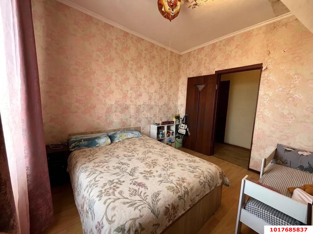 Фото №2: 2-комнатная квартира <span class="whitespace-nowrap">64 м²</span>, <span class="whitespace-nowrap">4/4 эт.</span> - Краснодар, Прикубанский внутригородской округ, Калинино, мкр. Завод Радиоизмерительных Приборов, ул. Российская, 446/3