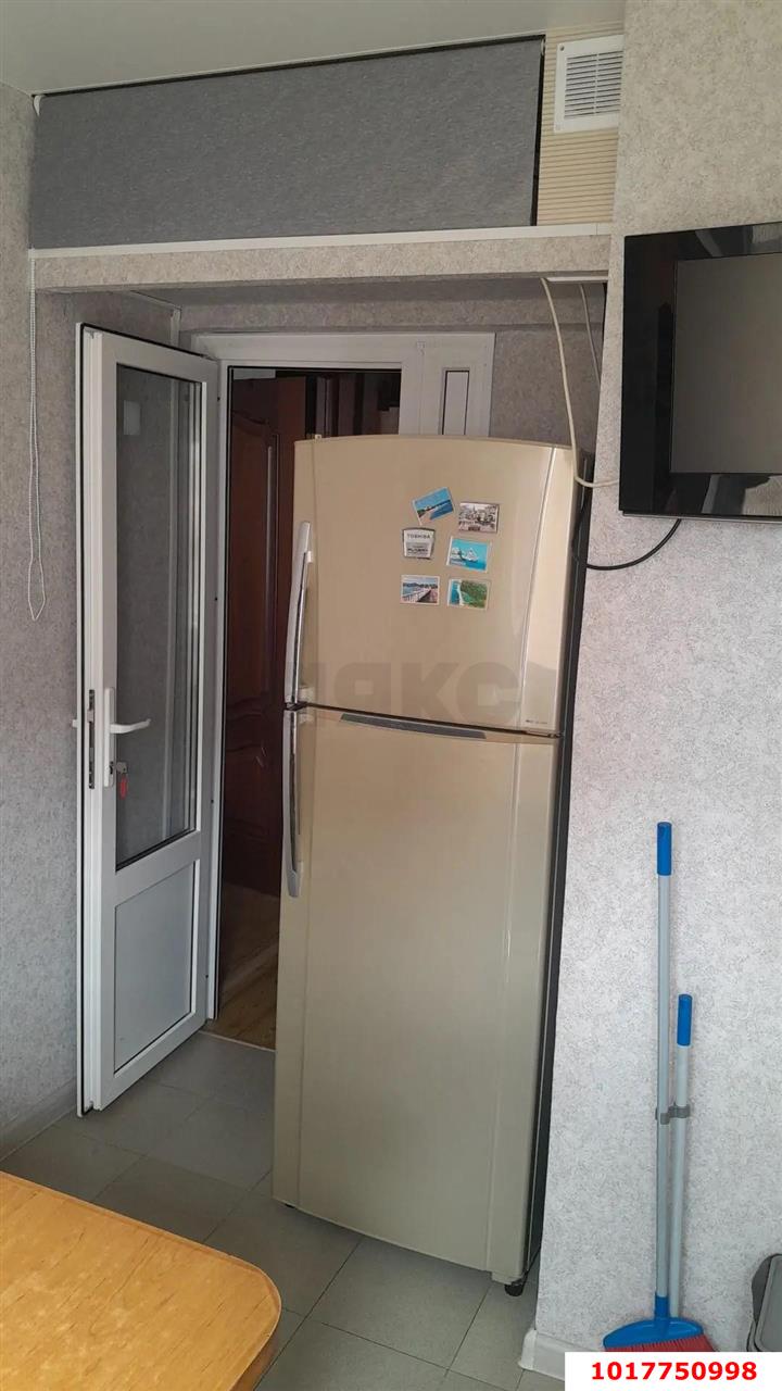 Фото №4: 1-комнатная квартира <span class="whitespace-nowrap">32 м²</span>, <span class="whitespace-nowrap">6/10 эт.</span> - Краснодар, Западный внутригородской округ, мкр. Юбилейный, ул. Думенко, 12