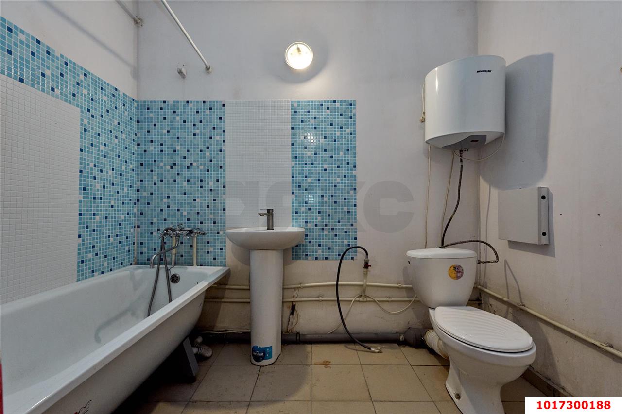 Фото №7: 1-комнатная квартира <span class="whitespace-nowrap">44 м²</span>, <span class="whitespace-nowrap">6/16 эт.</span> - Краснодар, Прикубанский внутригородской округ, Военный городок № 106, мкр. 9-й километр, ул. Циолковского, 3/1