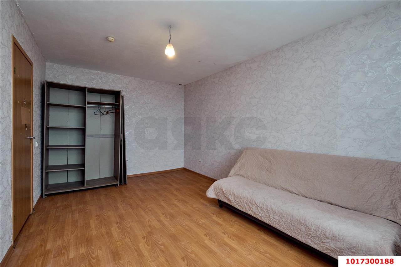 Фото №3: 1-комнатная квартира <span class="whitespace-nowrap">44 м²</span>, <span class="whitespace-nowrap">6/16 эт.</span> - Краснодар, Прикубанский внутригородской округ, Военный городок № 106, мкр. 9-й километр, ул. Циолковского, 3/1