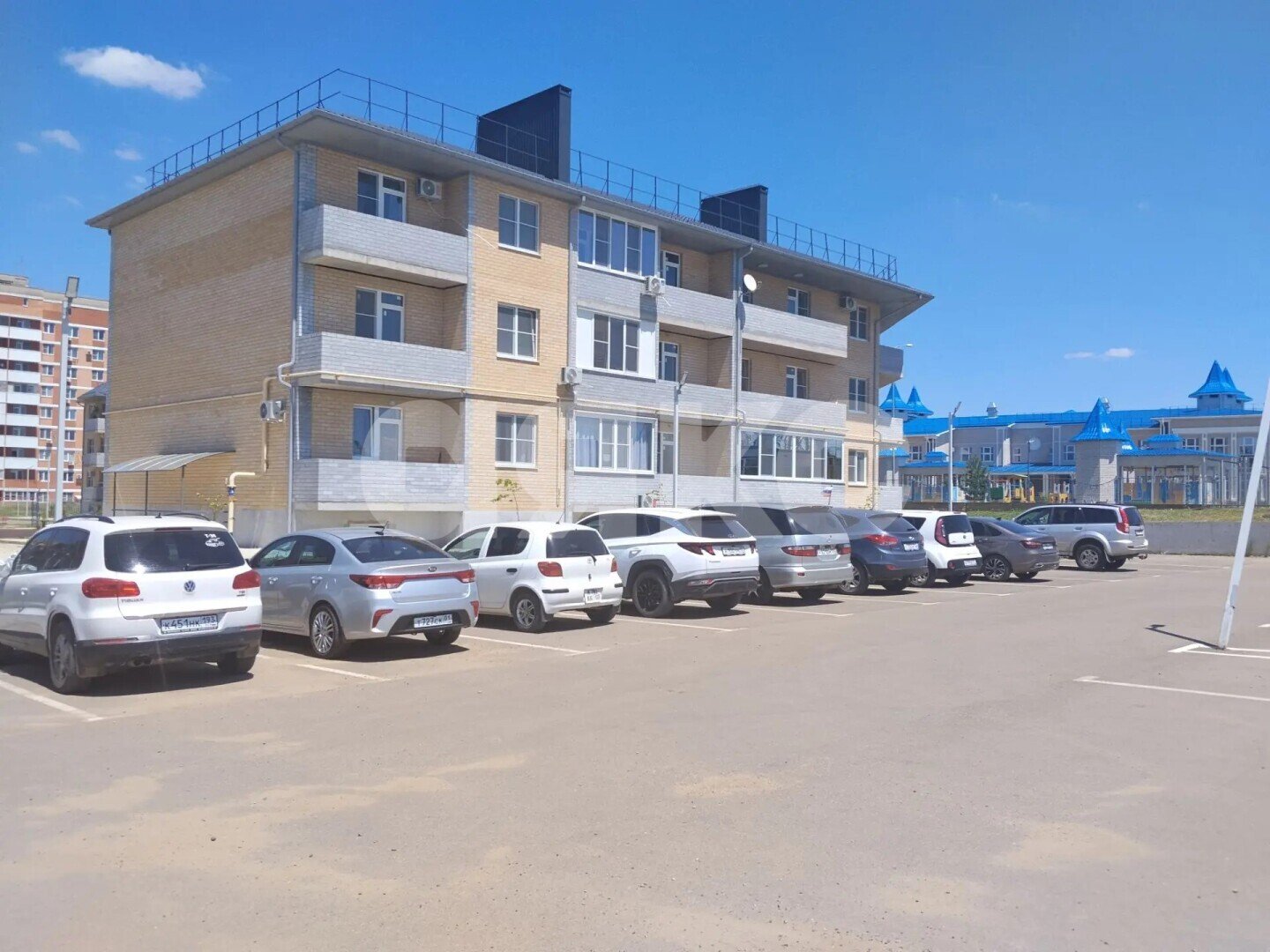 Фото №6: 2-комнатная квартира <span class="whitespace-nowrap">56 м²</span>, <span class="whitespace-nowrap">1/3 эт.</span> - Кореновск, мкр. 10-й, ул. Таманская, 1