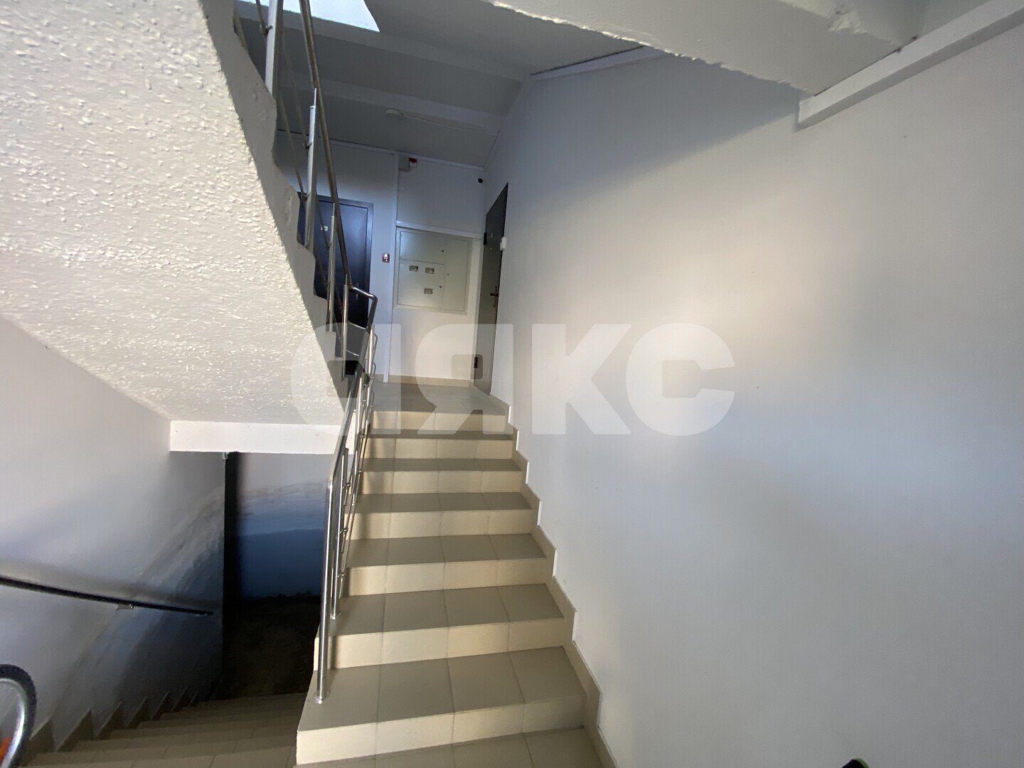 Фото №13: 2-комнатная квартира <span class="whitespace-nowrap">56 м²</span>, <span class="whitespace-nowrap">1/3 эт.</span> - Кореновск, мкр. 10-й, ул. Таманская, 1