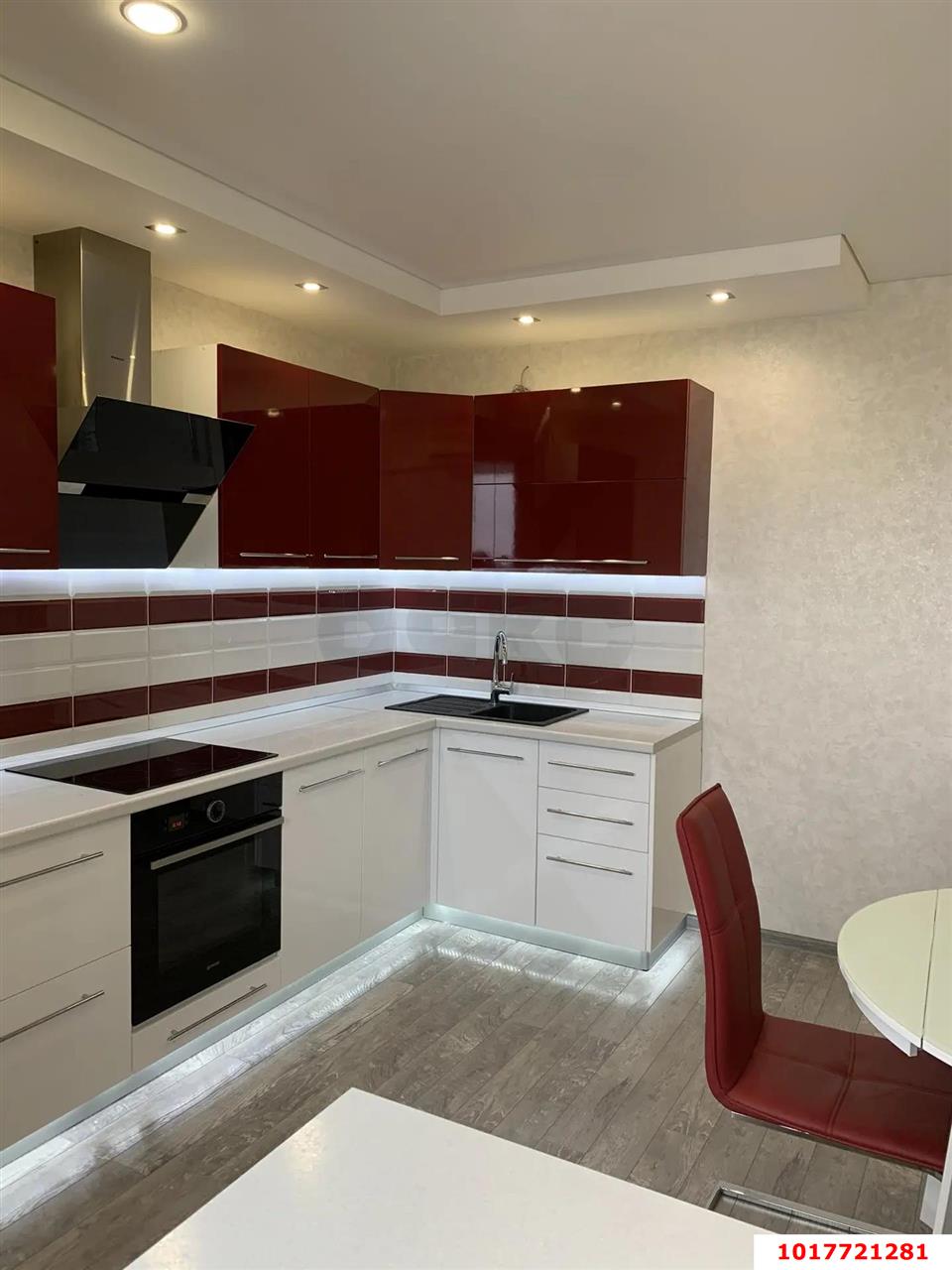 Фото №3: 1-комнатная квартира <span class="whitespace-nowrap">46 м²</span>, <span class="whitespace-nowrap">16/16 эт.</span> - Краснодар, Западный внутригородской округ, мкр. Юбилейный, ул. Рождественская набережная, 37