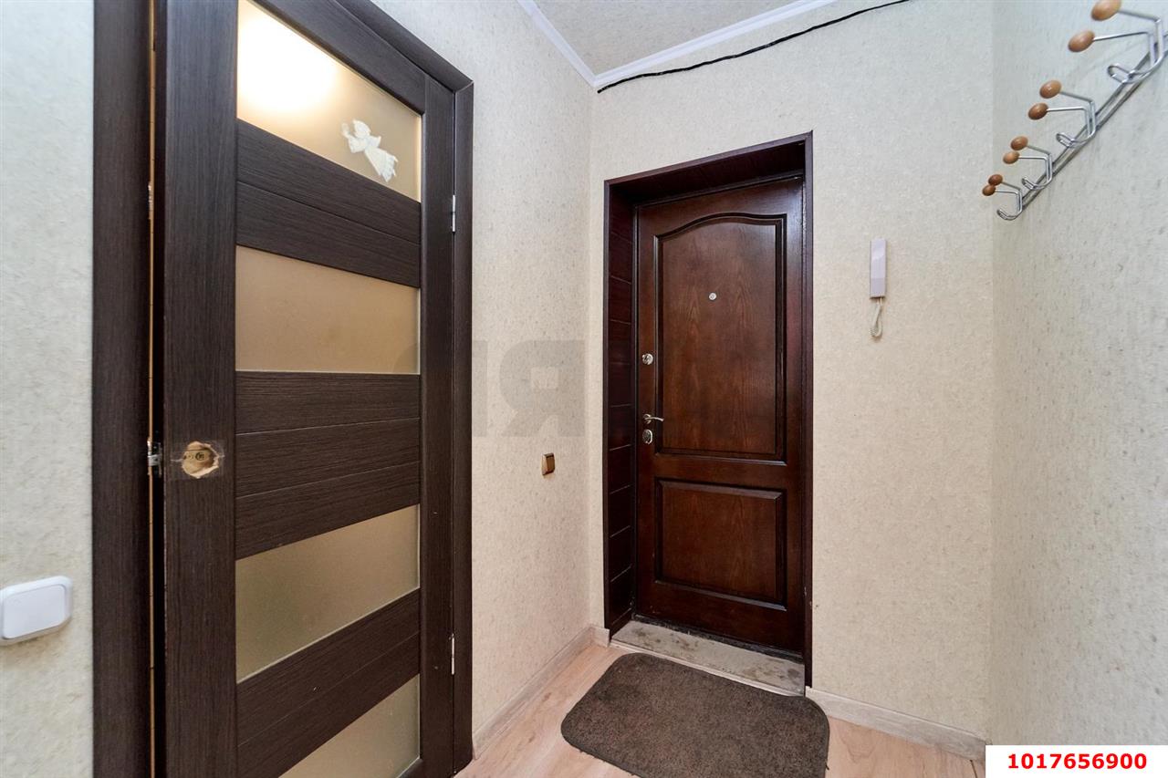 Фото №6: 1-комнатная квартира <span class="whitespace-nowrap">32 м²</span>, <span class="whitespace-nowrap">4/10 эт.</span> - Краснодар, Прикубанский внутригородской округ, Калинино, мкр. Завод Радиоизмерительных Приборов, ул. Алуштинская, 30